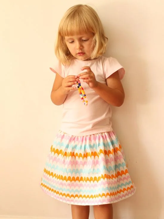 Puff-sleeve flashback tee + tutorial