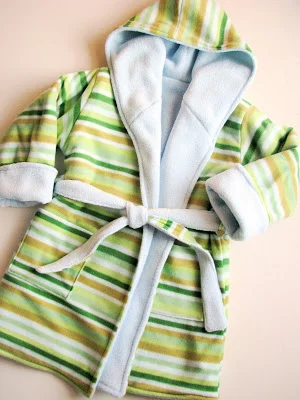 Kwiksew Fleece Bathrobe!