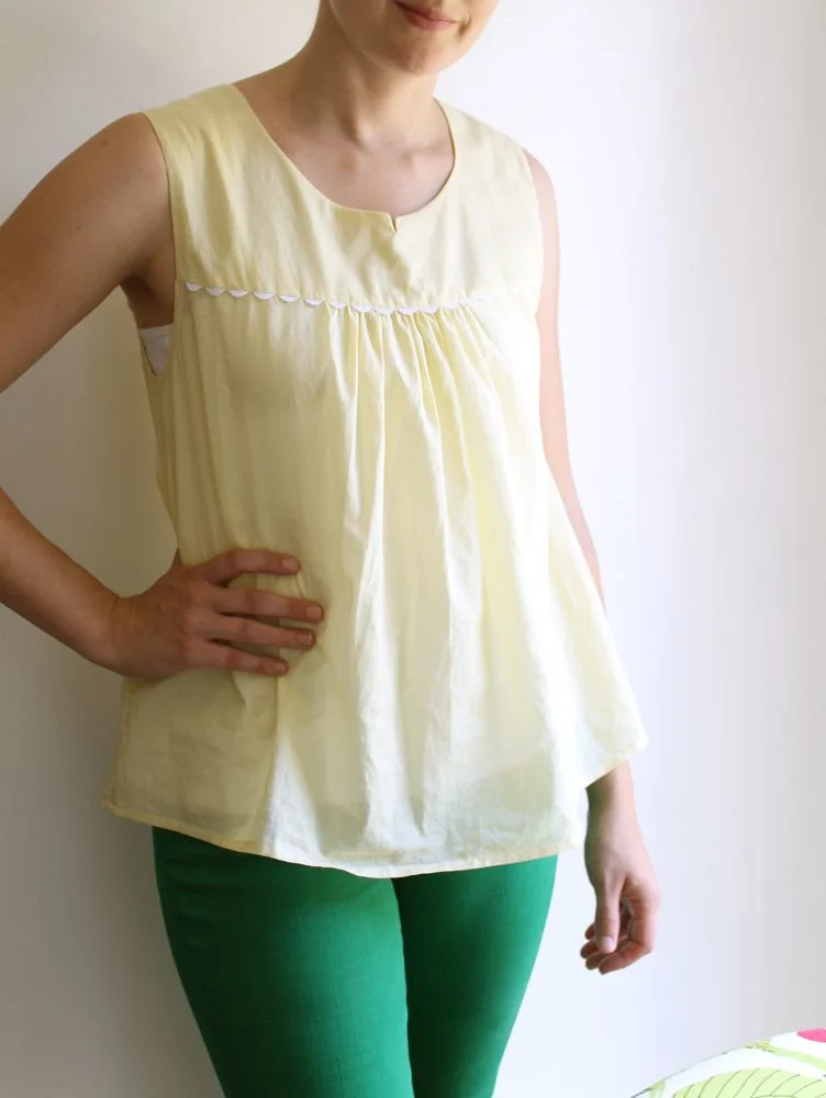 Made for ME: Top in Pale Yellow Voile