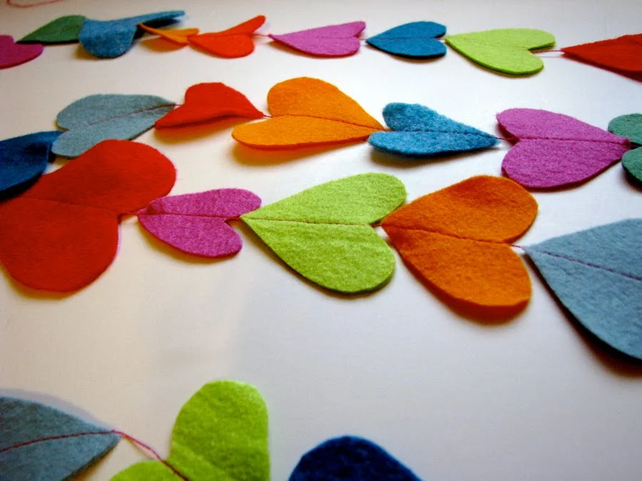 The Easiest Heart Garland. Evar.