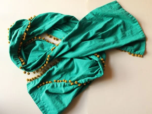 Pom Pom Scarf