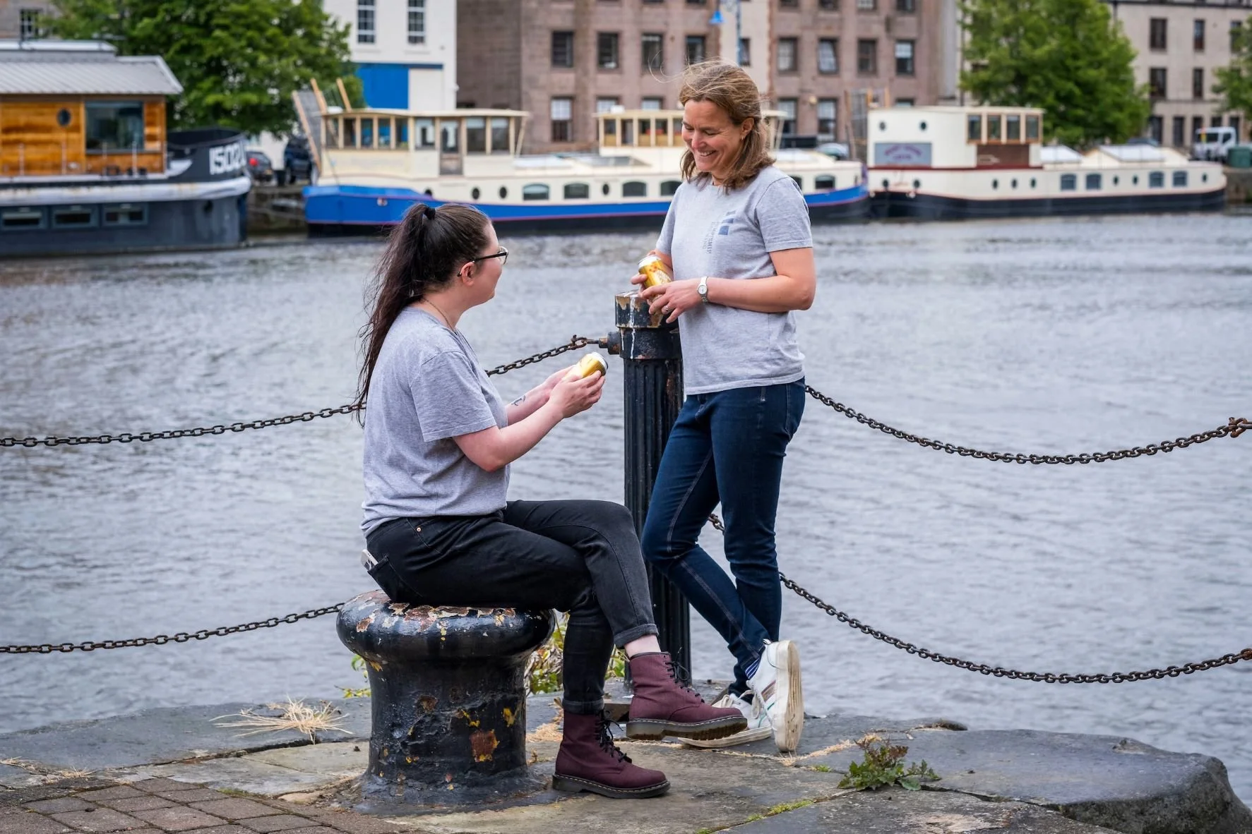 Sonja and Siobhan with cans of Shore Leave