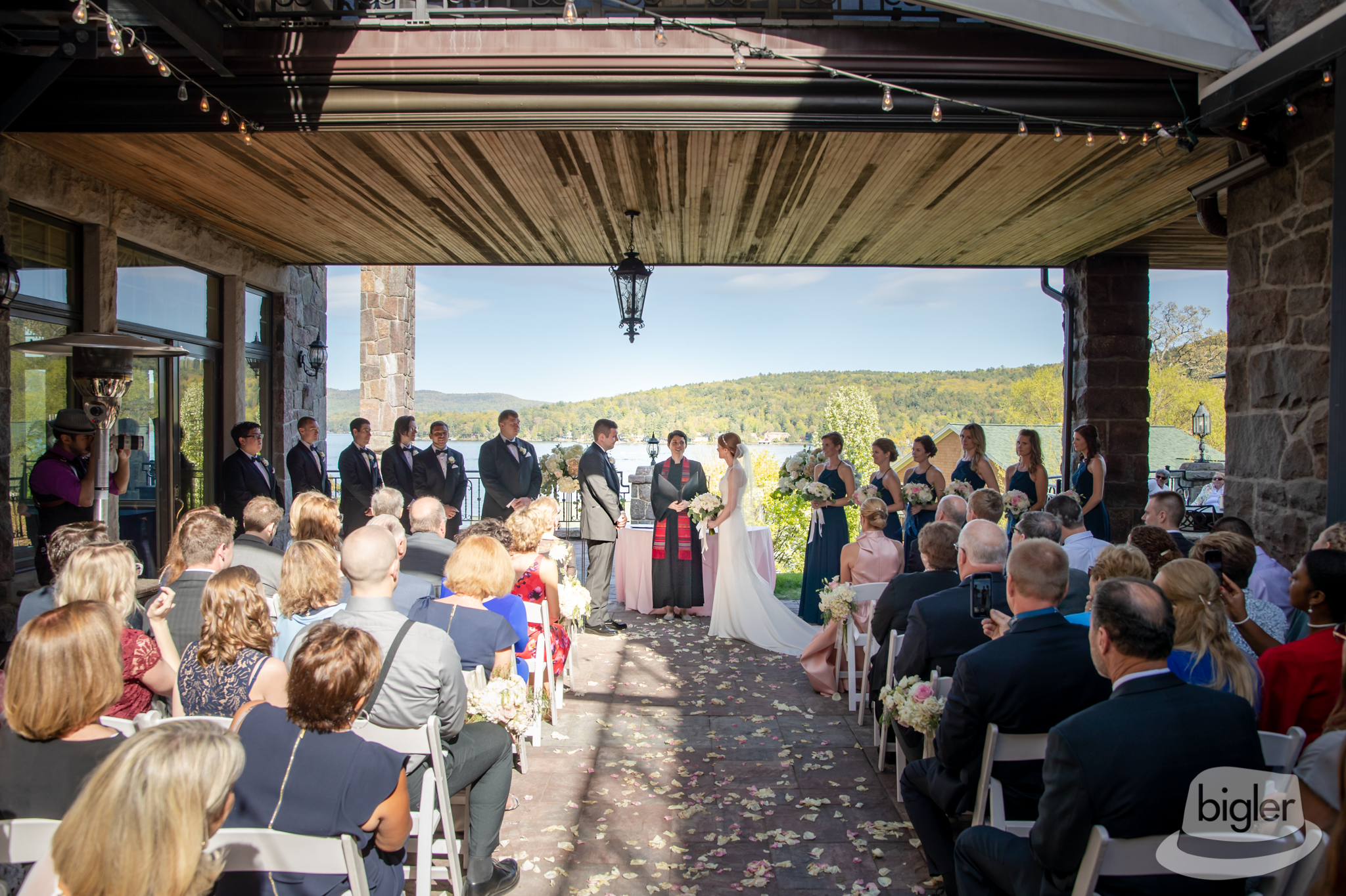 20190518 - Caroline and Dave WEB - 163638 -1017.png
