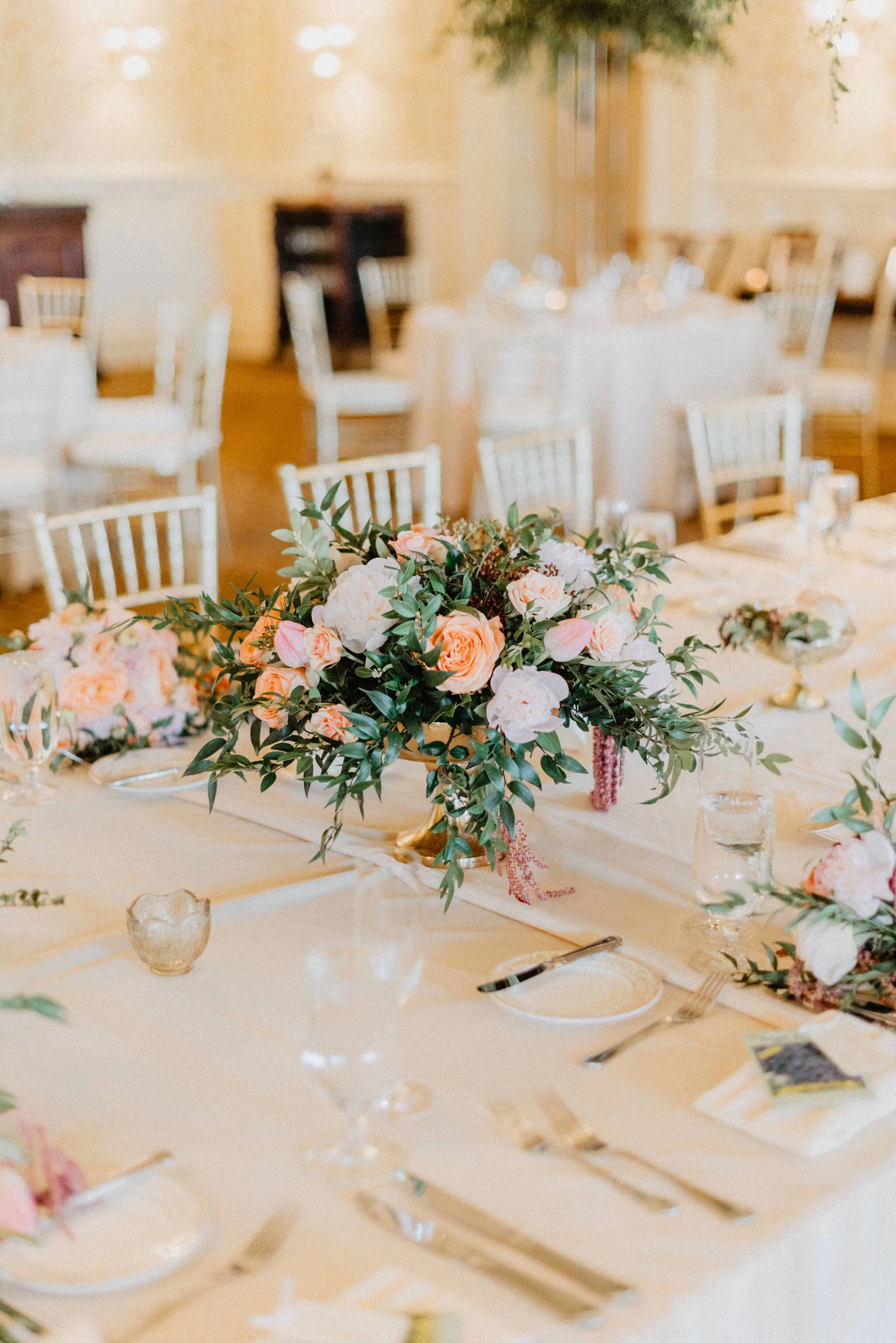 liz-doug-2019-05-spring-wedding-lake-george-meadowlark-stills-lawrence-braun-RECEPTION-0005-LB2_9844.jpg