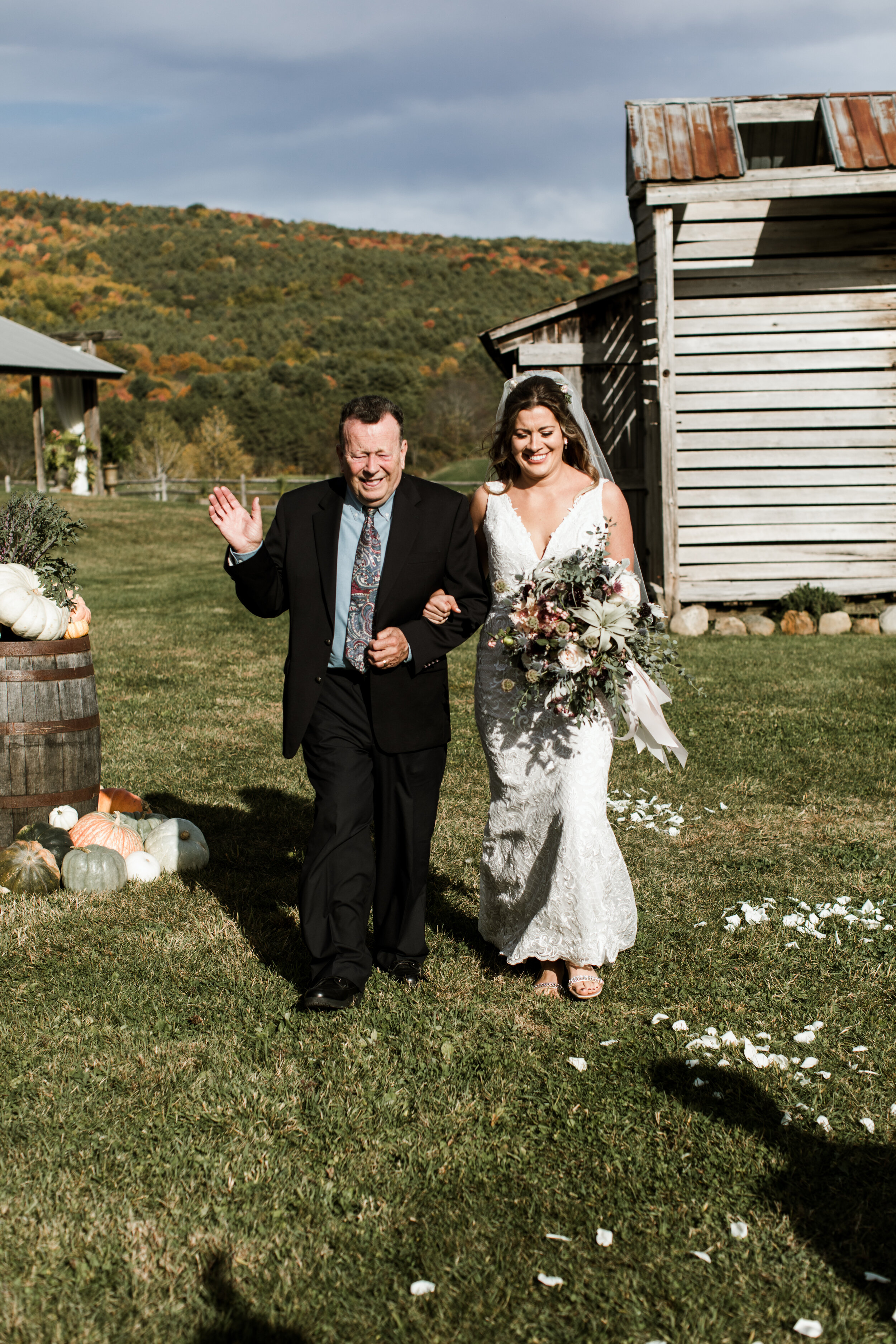 Lakota_Farm_Wedding_-27.jpg