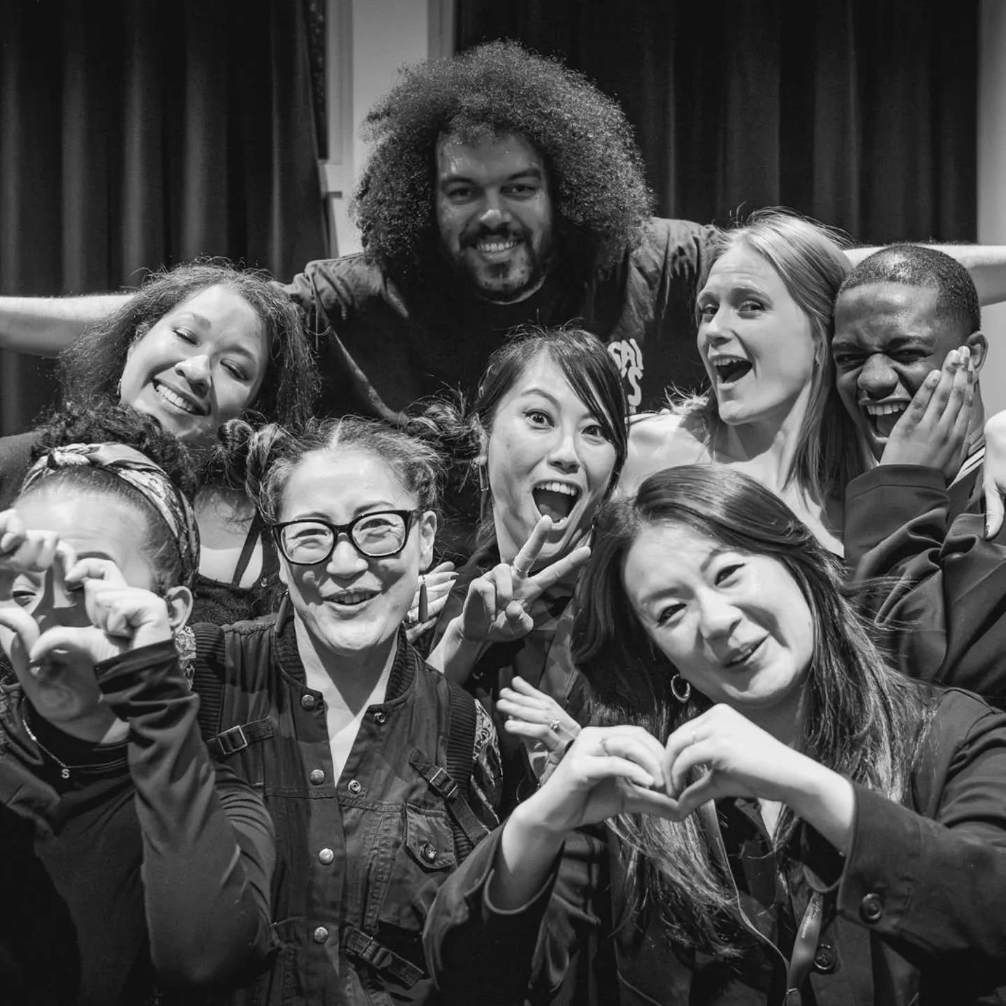 Excited to play tonight with the @brownbear_official band at @edmcf_ today in Lauriston Castle!
It's a free event and all day there's music and dance you can come enjoy, we're on at 7!
Here's a wee throwback to January when @brownbear_official pla