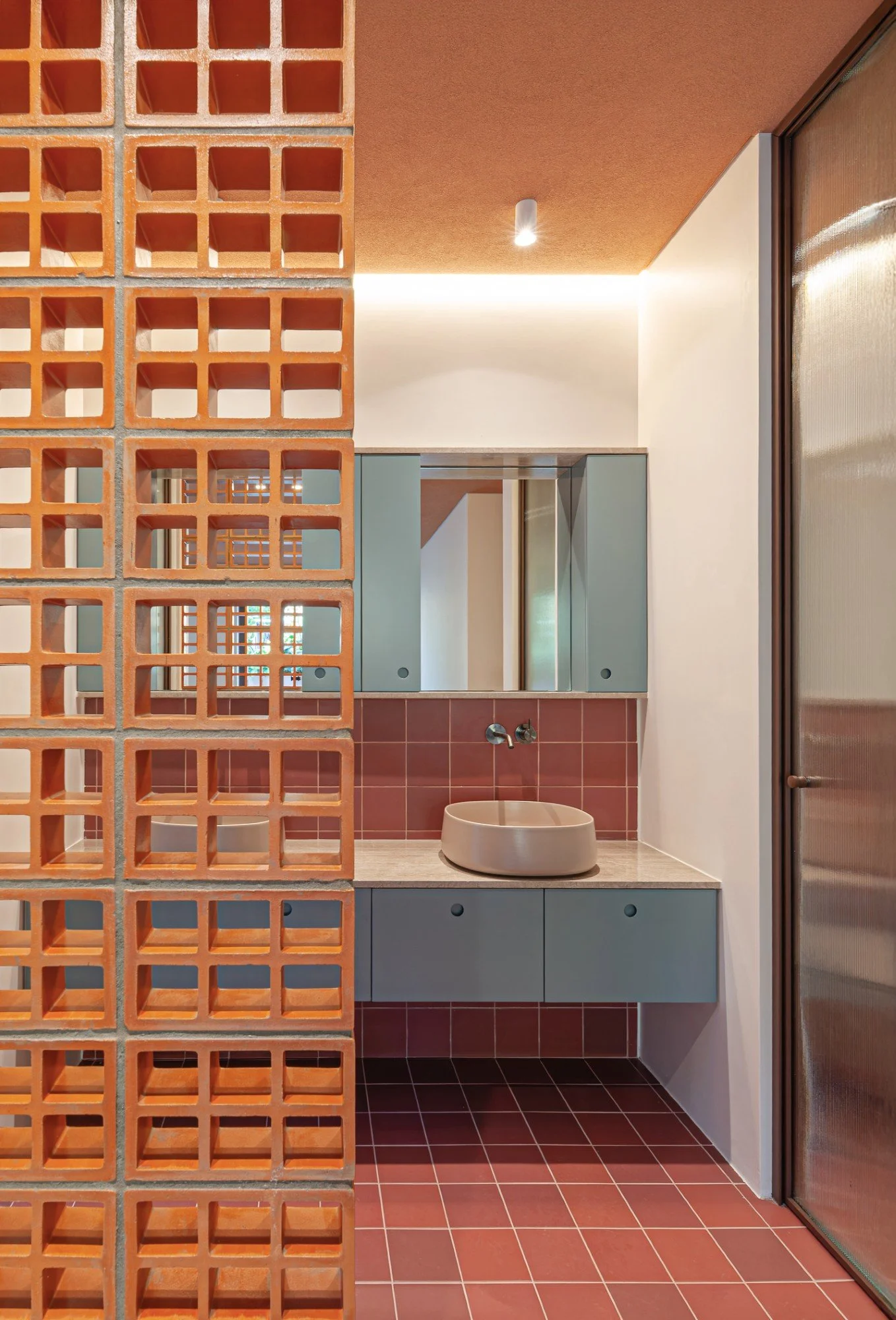 20250309-171U0842 (Custom).jpg