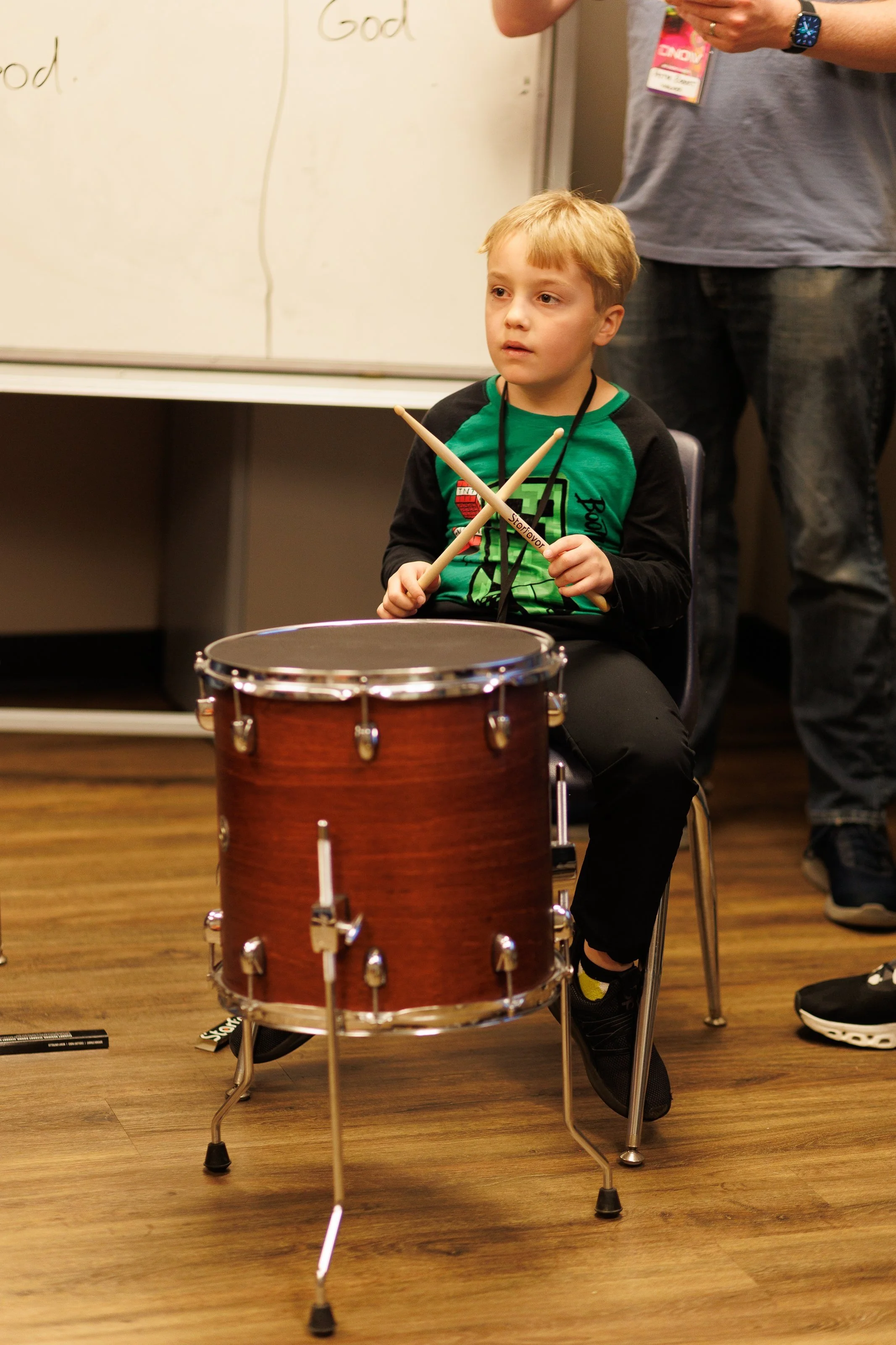 DRUM STRUM HUM