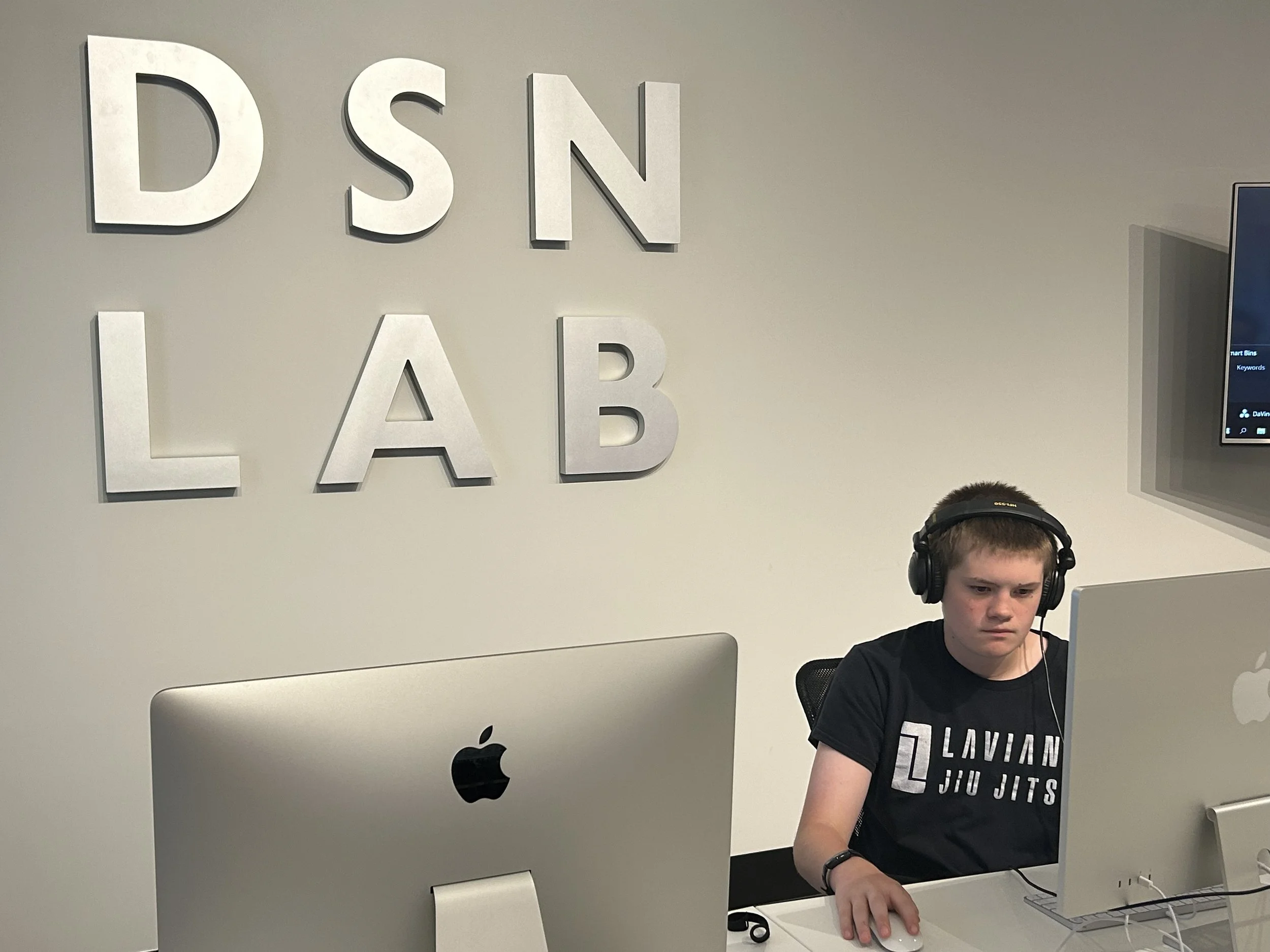 DESIGN LAB