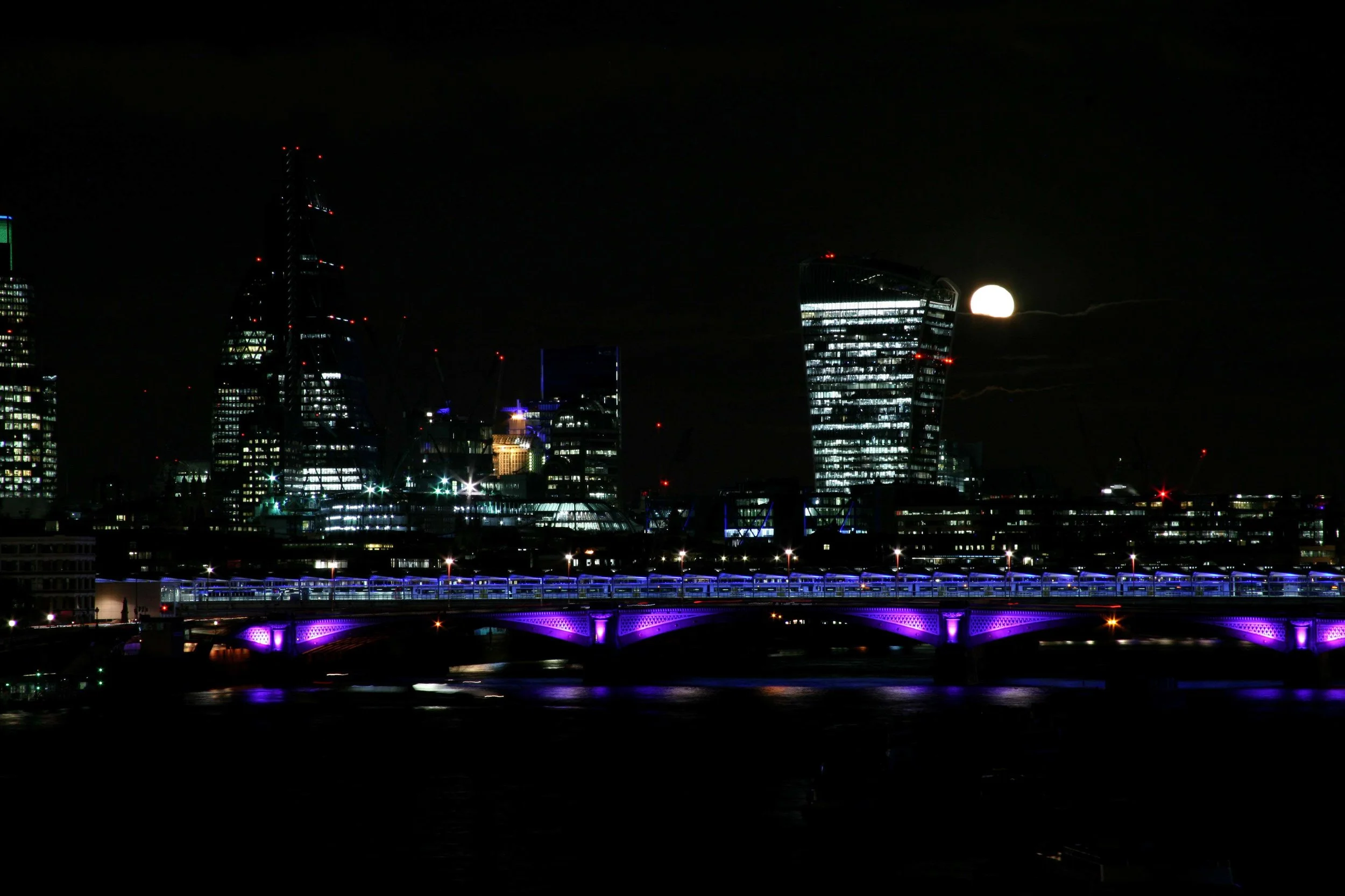 THAMES_9545.jpg