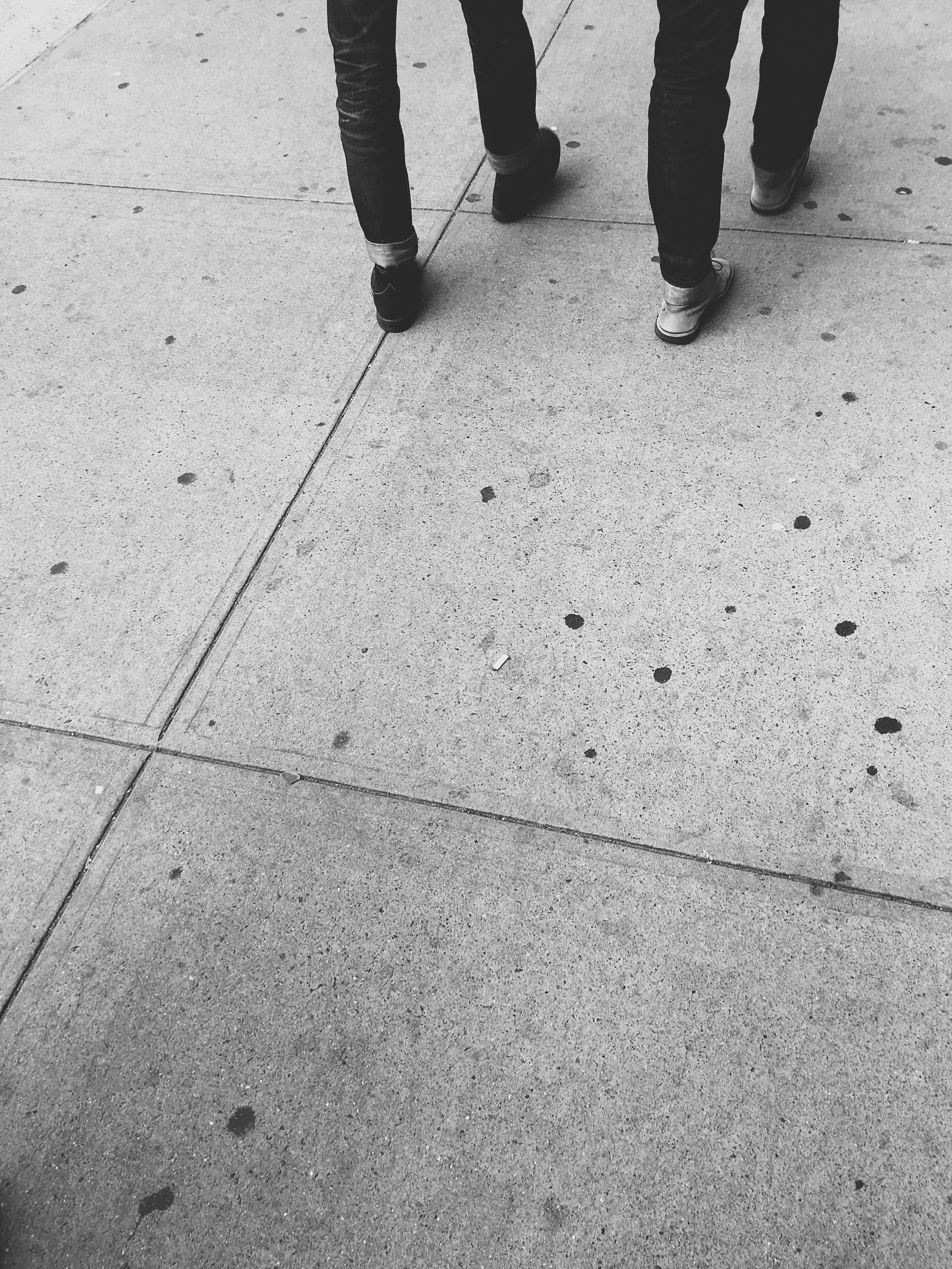 Sixteen Theses on Walking and Poetry