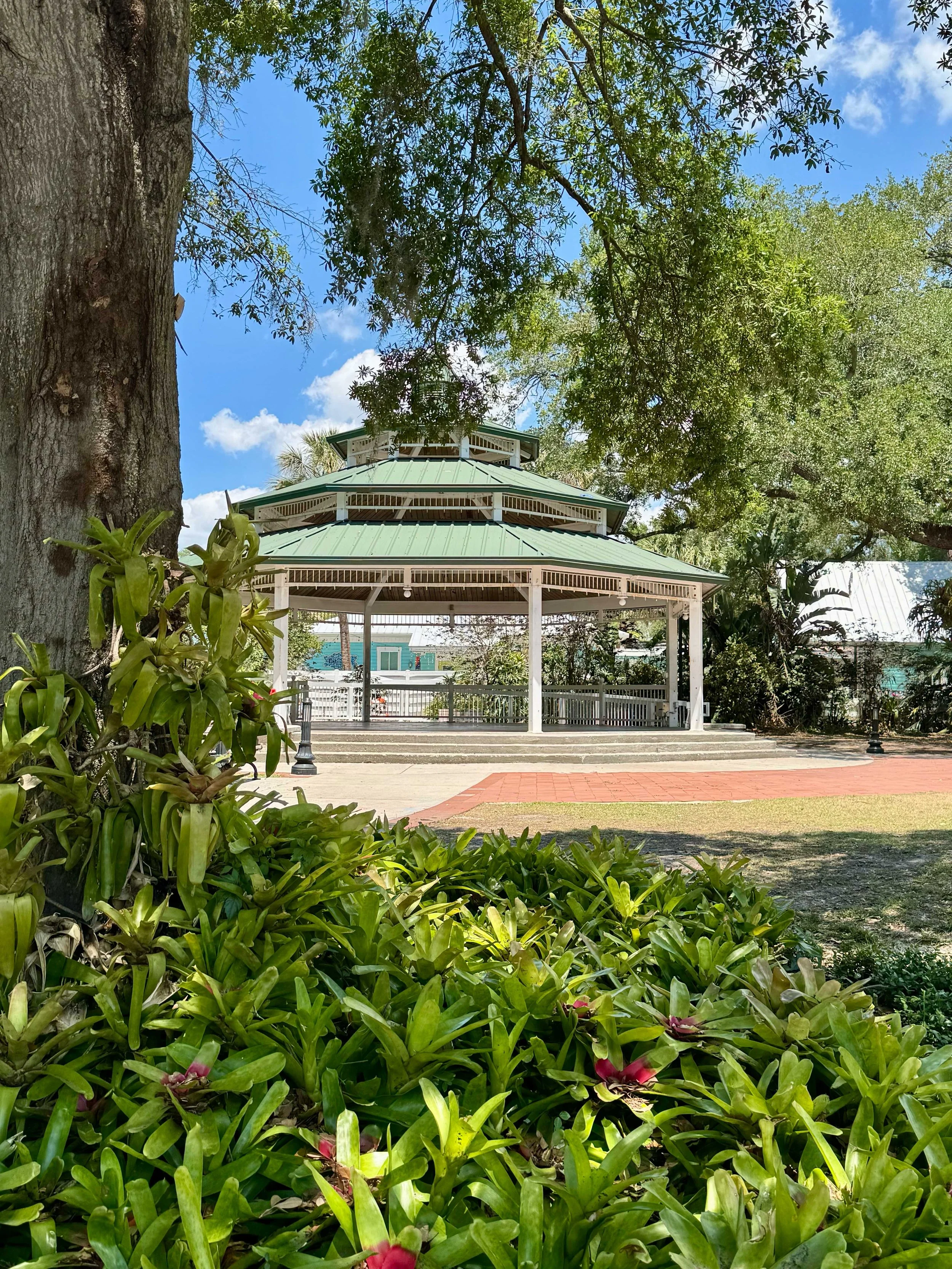 Pavillion, Safety Harbor