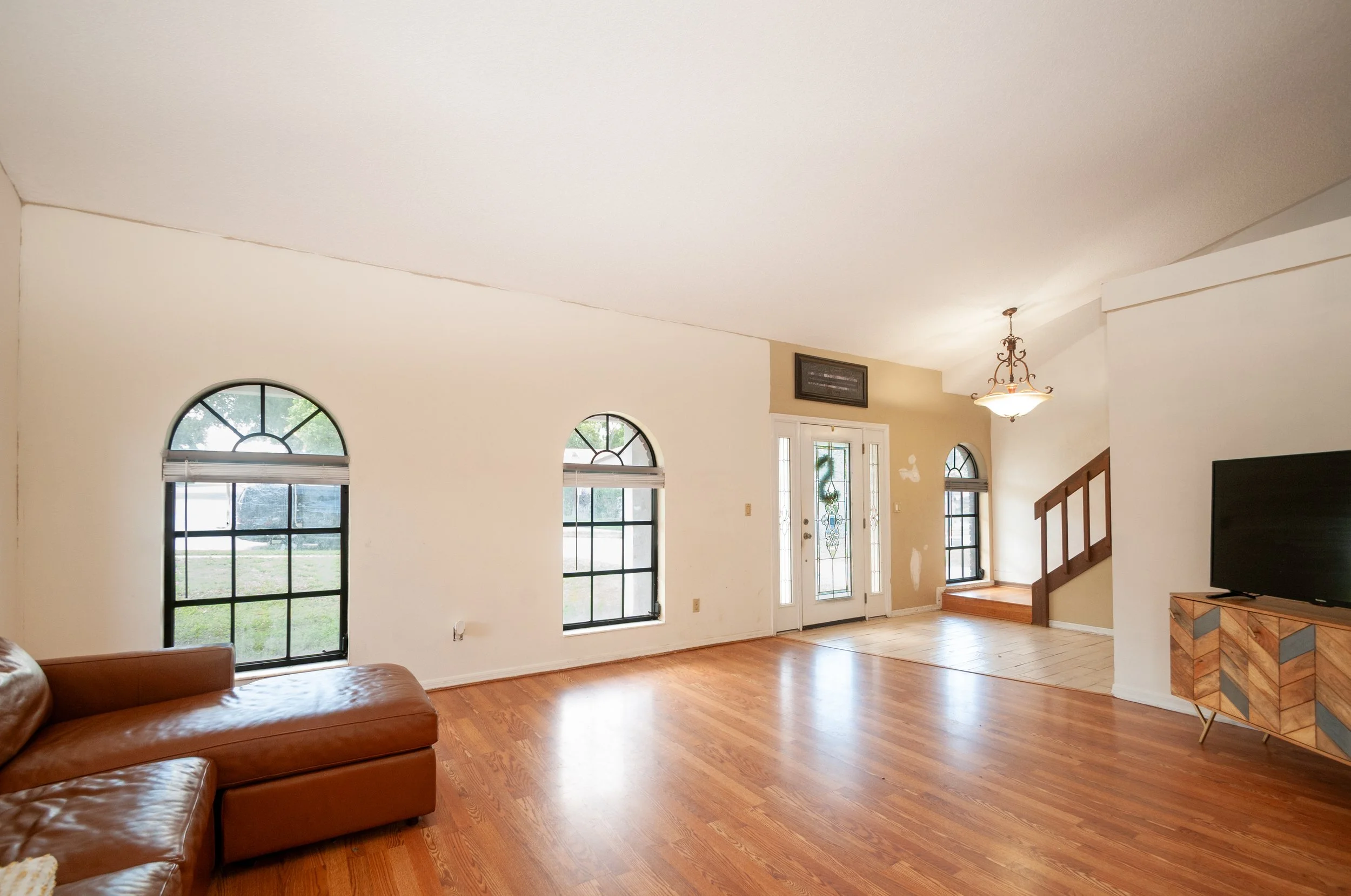 859 pinewood terrace-07.jpg