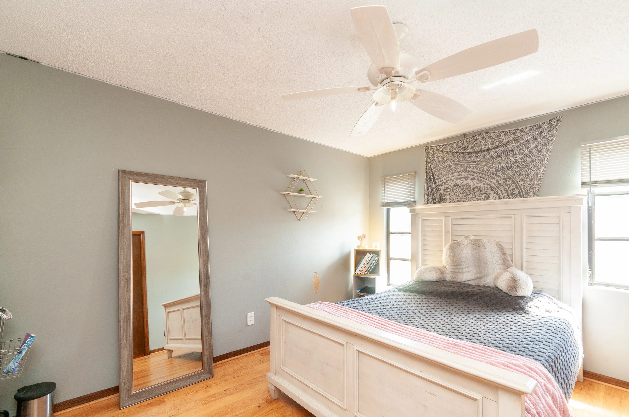 859 pinewood terrace-32.jpg