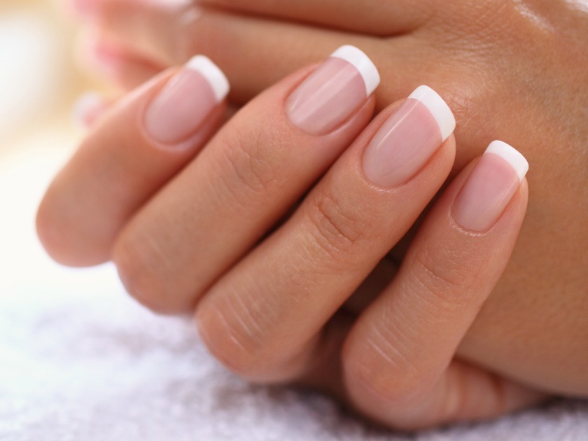 french-manicure-nails.jpg