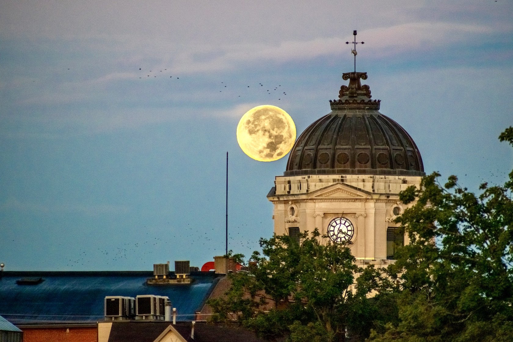 Moonset at the courthouse