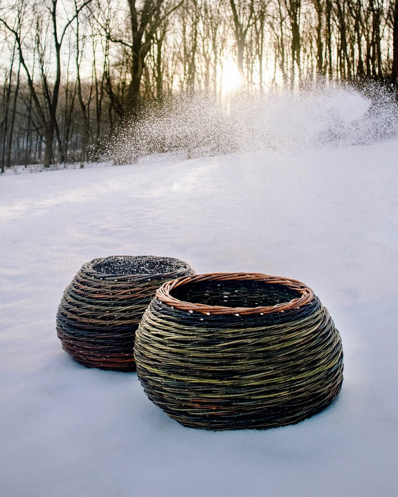 A pair of new rope coil bowls 🌀 🧺 ❄️ 

&bull;

#willowbasket #handmadehome