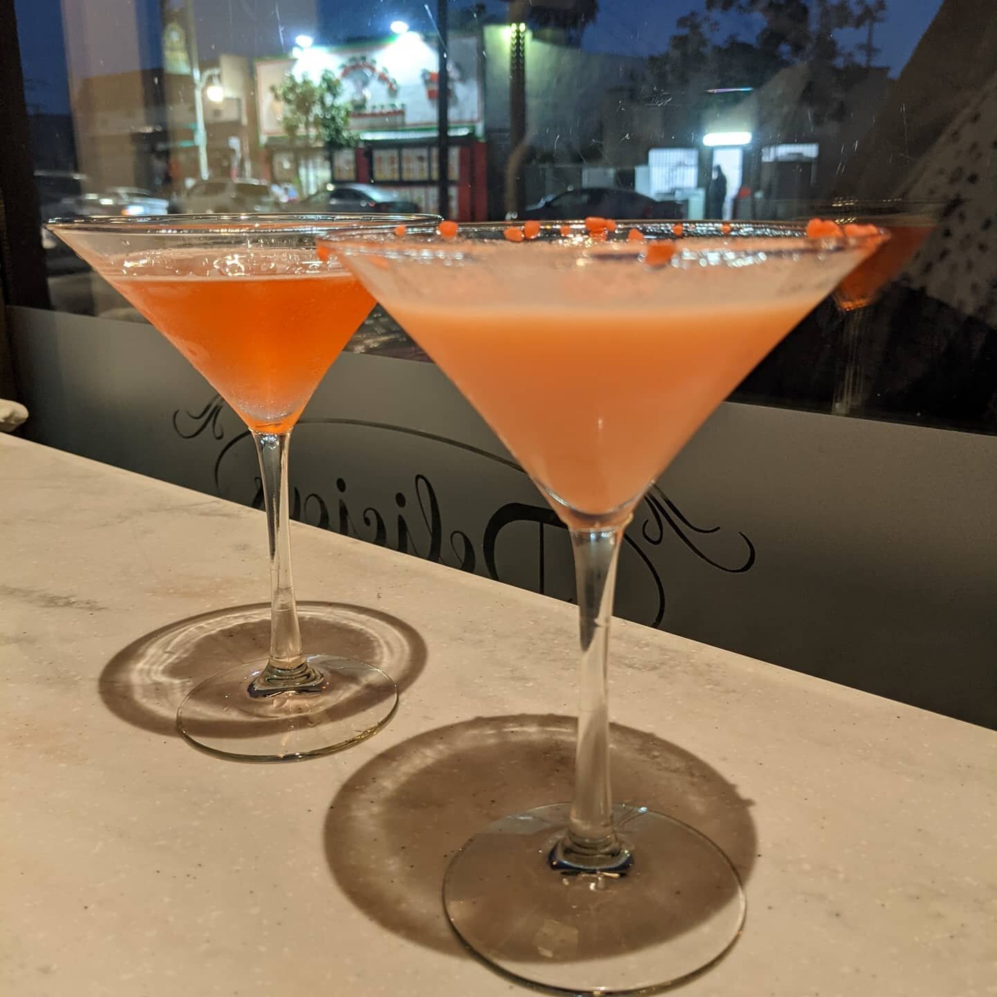 Try our Valentine's Day inspired cocktails

#cocktailsofinstagram #valentinesday2021 #patiodining #laeats  #dinela #bemyvalentine #sweetsformysweet #softlove #kissonthelips #betweenthesheets