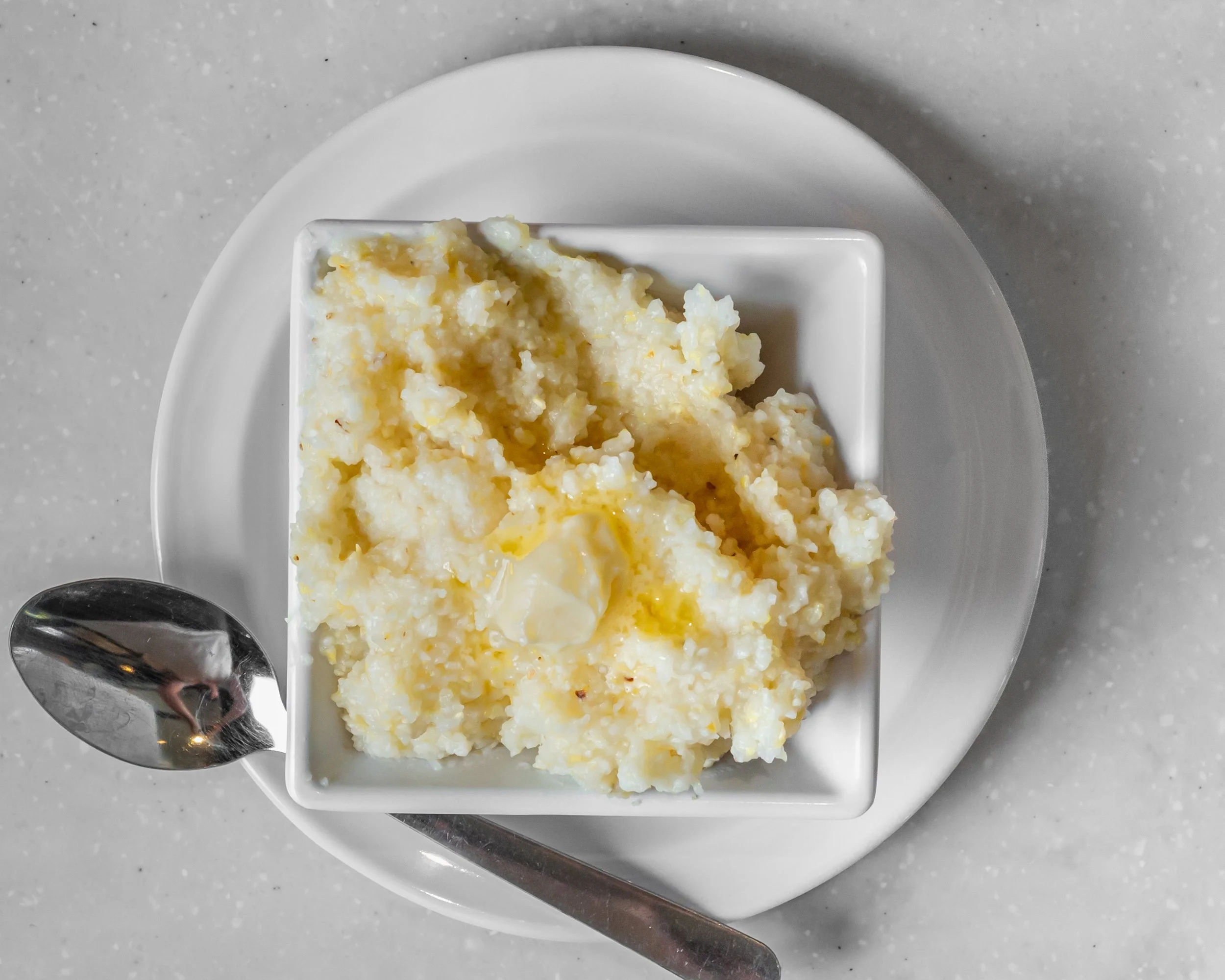 DeliciousSouthernCuisine_Grits_4_2880x2304.jpg