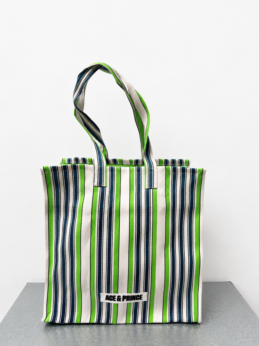 ACE AND PRINCE TOTE GREEN AND WHITE.png