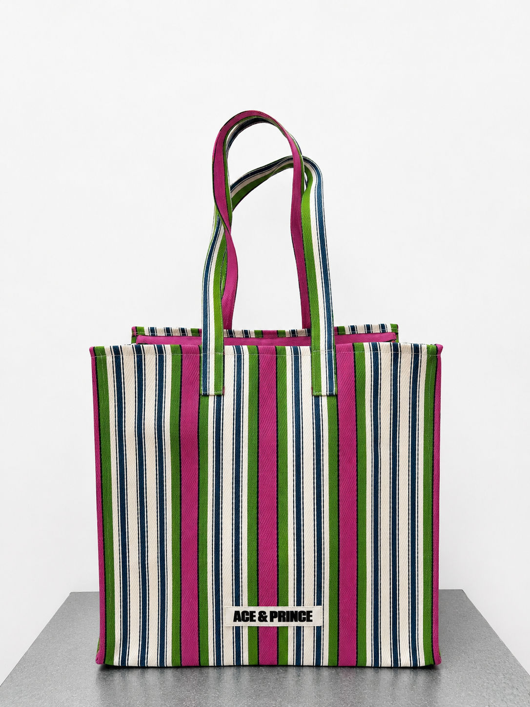 ACE AND PRINCE TOTE BLUE AND PURPLE.png