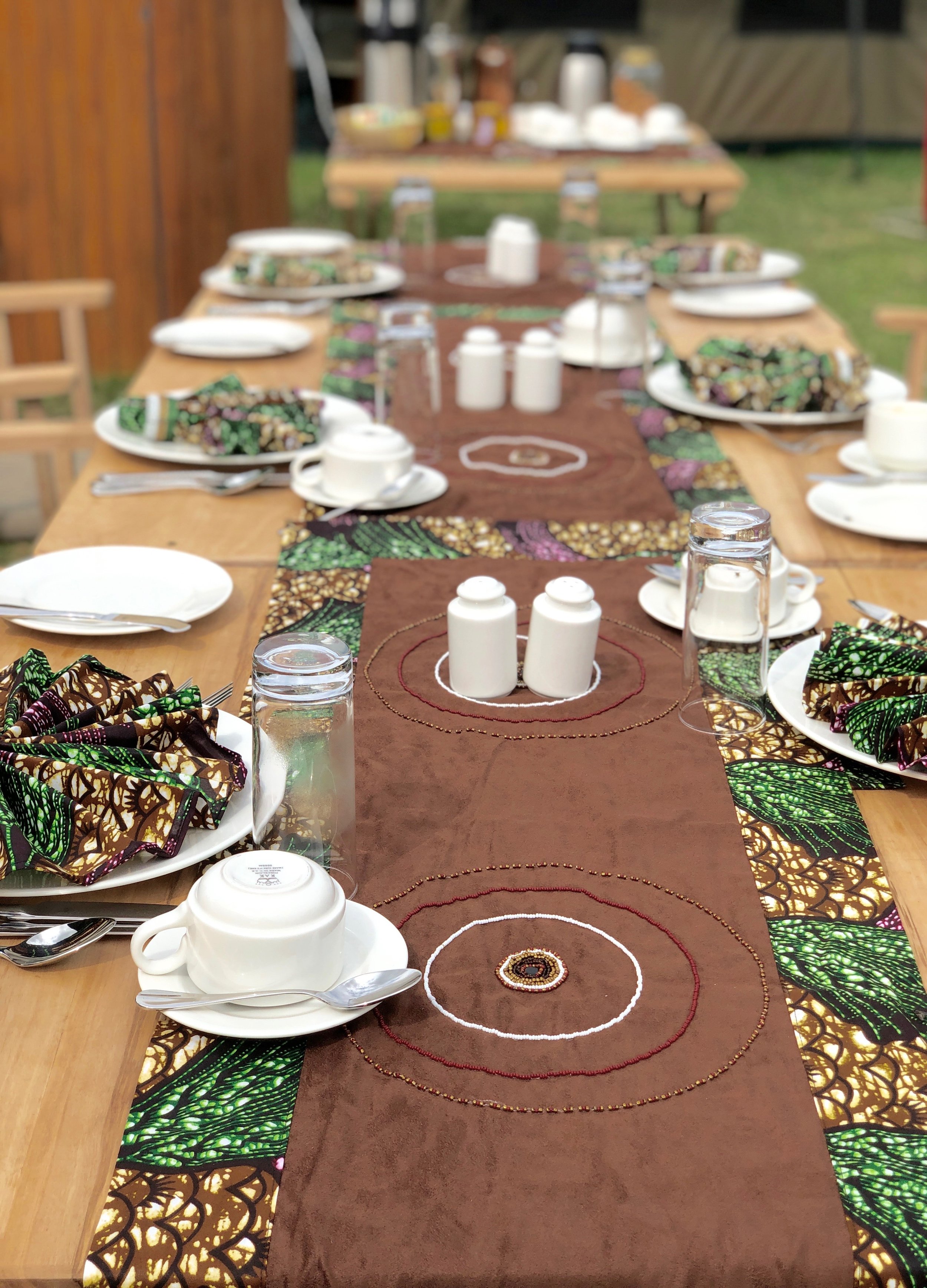 Luxery camp table setting.jpg