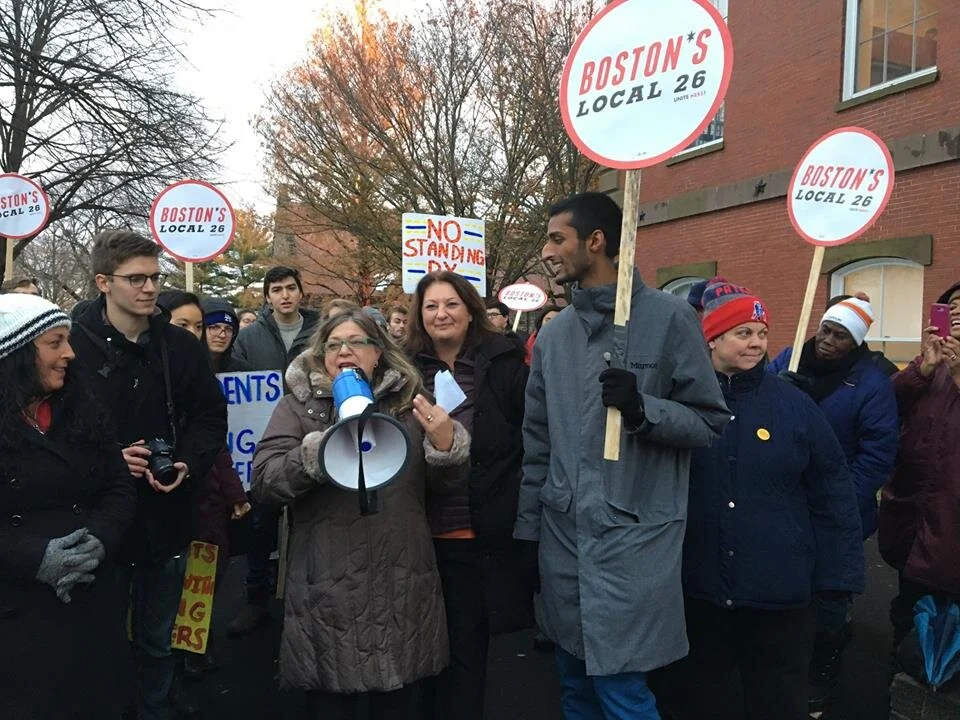 Tufts Dining Workers Vote YES To Form a Union!