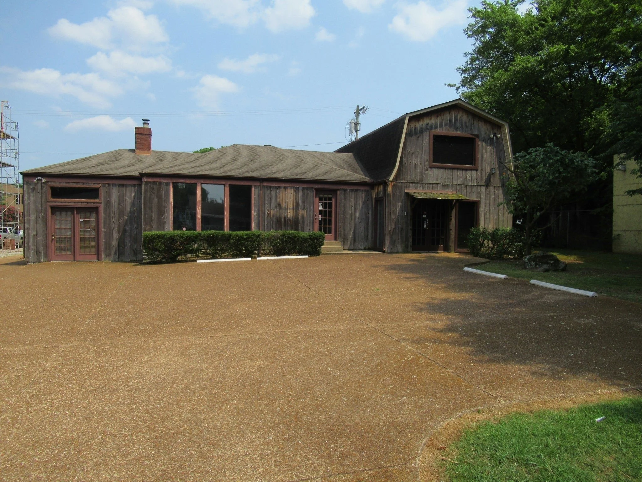 2826 dogwood place.jpeg