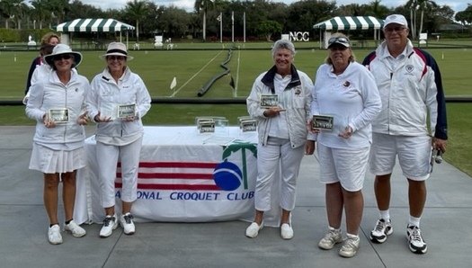  Doubles was won by Lynda Sudderberg and Cheryl Bromley (right) and 2nd place was Debbie Davidoff and Ellen Nielsn (left). 