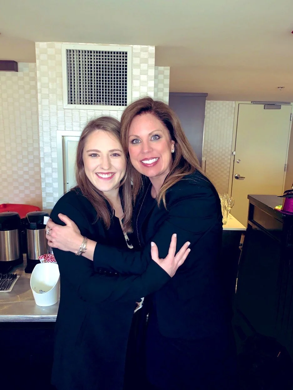 Sarah Ellen Edwards, Holly Harris
