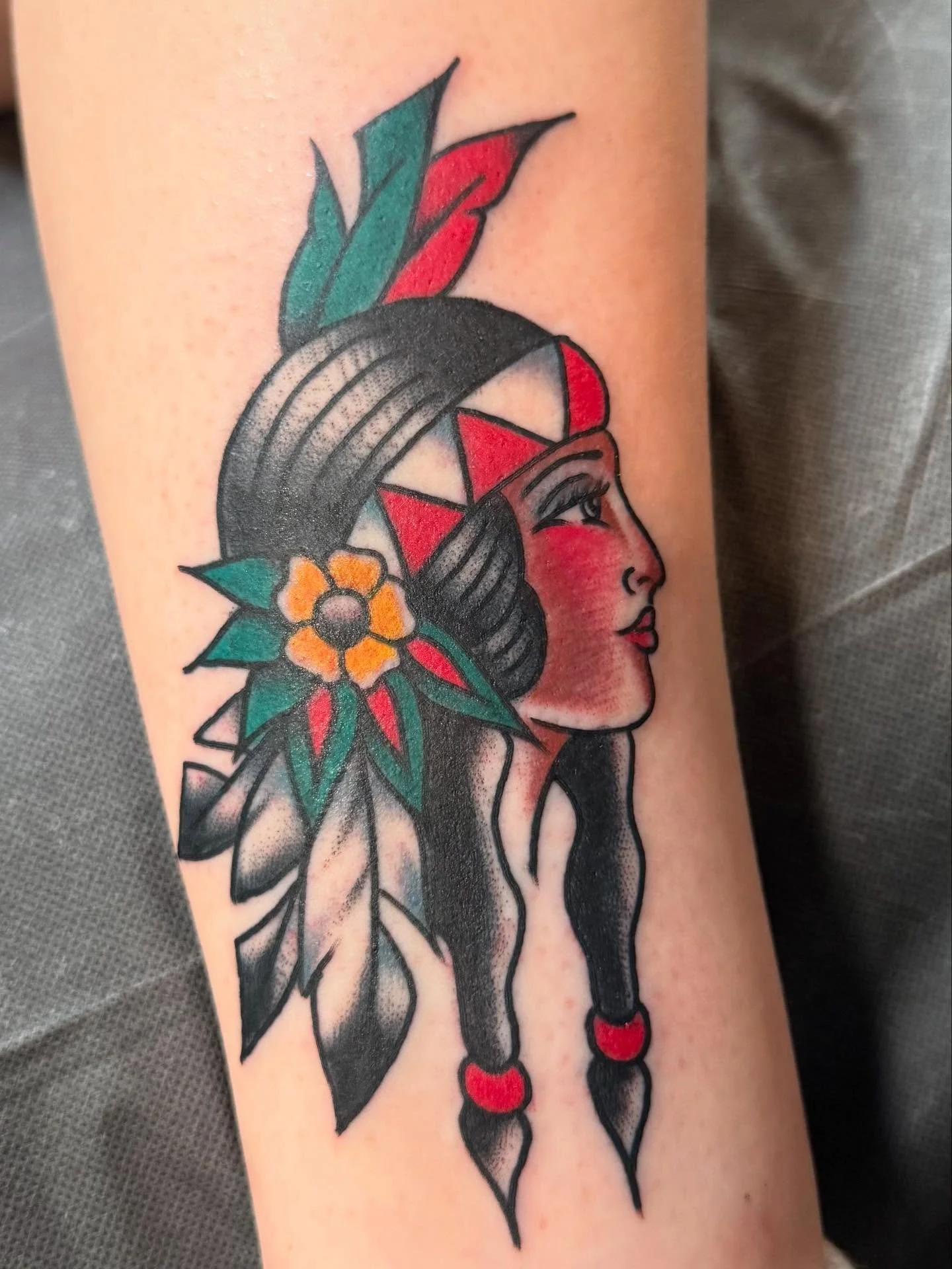 🪶 Made in NDN Territory @keepsakeokc 🪶 

Adorn your hide 🕉️