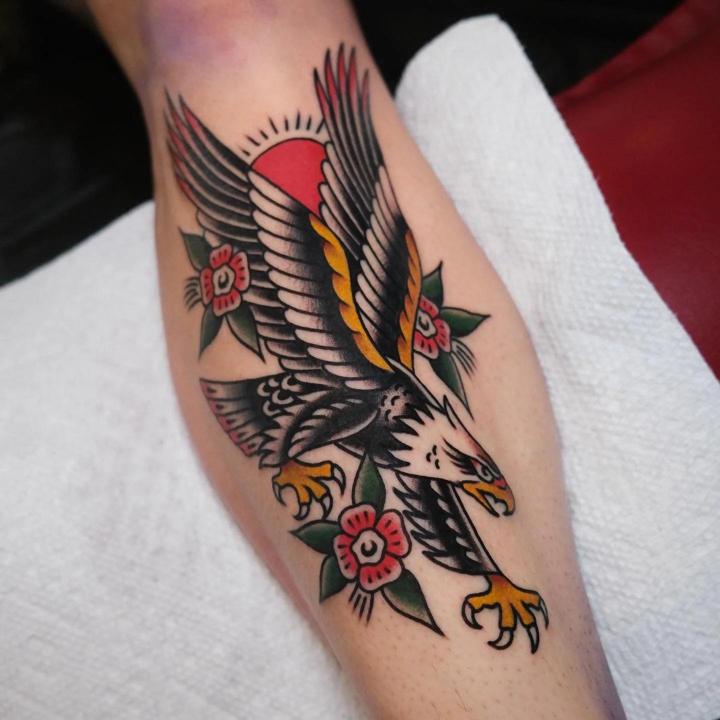 Tried and true @keepsakeokc 

Book now at keepsakeokc.com!

#tattoo #tattoos #oklahoma #oklahomacity #oklahomacitytattoo #oklahomatattoo #oklahomatattooartist #oklahomacitytattooartist #traditionaltattoo #oldschooltattoo #bright_and_bold #boldtattooa