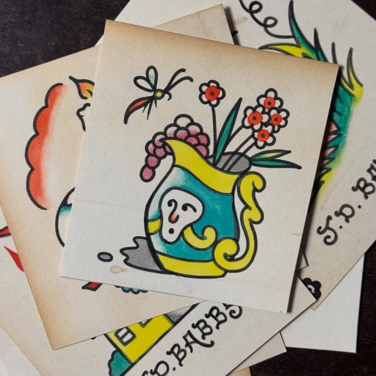 Made from memory on found paper, available to be tattooed!

Always more in store @keepsakeokc

Booking now! Tuesday-Friday, Walk-Ins Welcome every Saturdays and whenever time permits!

#tattooflash #classictattoo #vintagetattoo #traditionaltattooflas