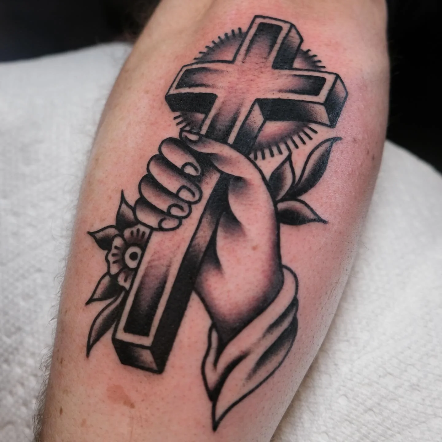 Made at @keepsakeokc 

Book now at keepsakeokc.com

#tattoo #tattoos #oklahoma oklahomacity oklahomacitytattoo oklahomatattoo oklahomatattooartist oklahomacitytattooartist traditionaltattoo oldschooltattoo bright_and_bold boldtattooart boldwillhold t