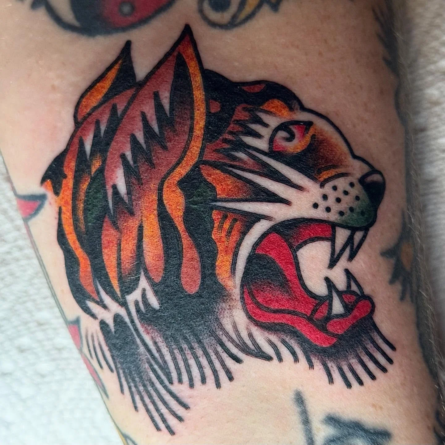 Tiger Tattoos, Candy Necklace @keepsakeokc 

Thanks again y&rsquo;all!

Booking now! Tuesday-Friday, Walk-Ins Welcome every Saturday and whenever time permits!
Email me, DM me, or call the shop!

#okc #okctattoo #okctattooartist #oklahomacitytattoo #