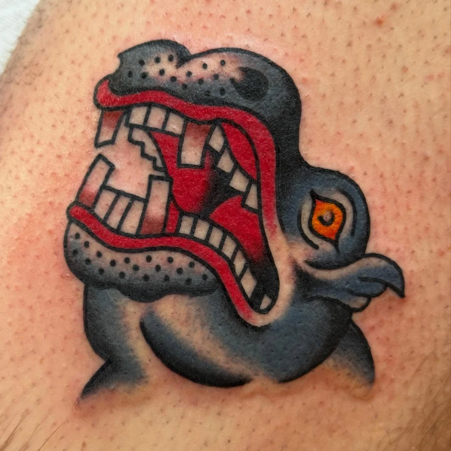 I&rsquo;ll be away from @keepsakeokc for the week! Headed to @welcomestrangertattoo for the weekend! Can&rsquo;t wait to see all y&rsquo;all! 

Slide 1: a first tattoo from my flash, thanks again!
Slide 2: a healed lil cool guy

Booking now!
Email me