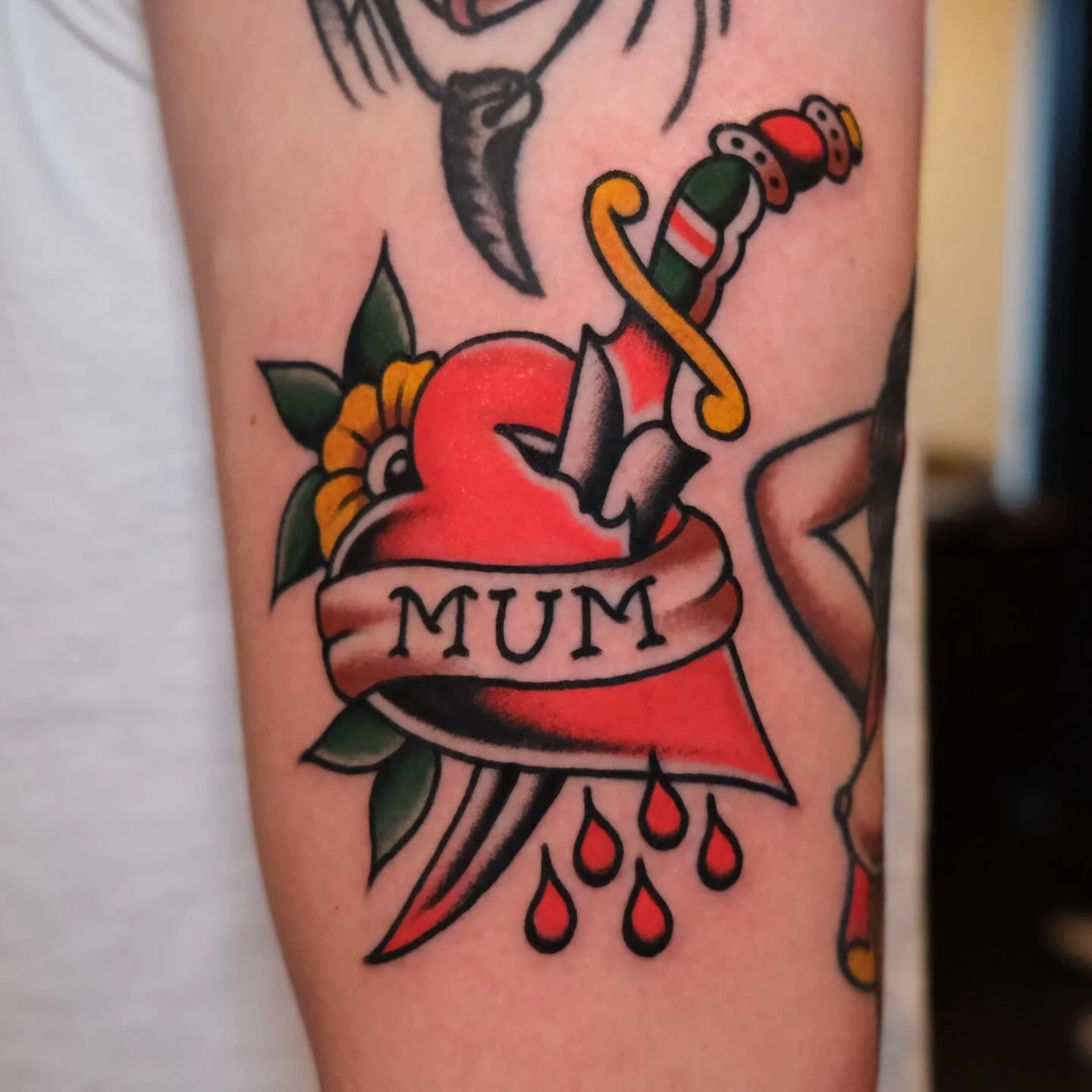 Last tattoo made on 13th street for my apprentice @colton.dain 

Had a lot of good times in that space, but looking forward and very excited for what the future holds!

Book now at keepsakeokc.com