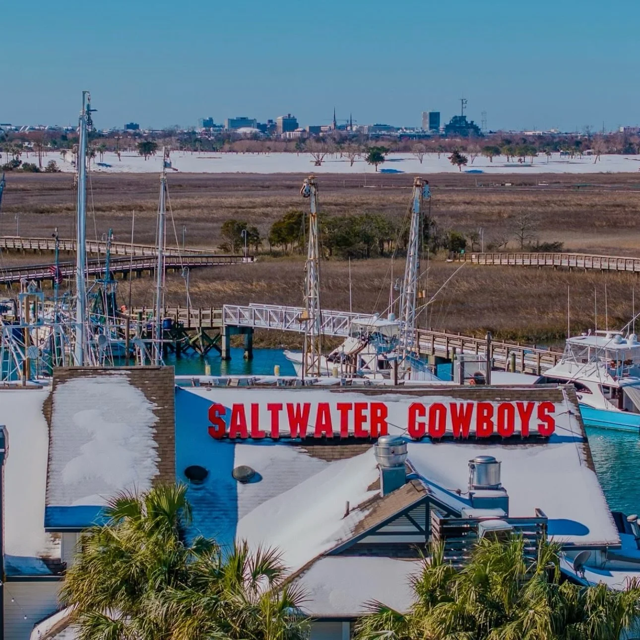 We will be closing today 1/31 at 4PM ❄️❄️❄️ Stay safe and stay warm, SWC Fam! 🤠

📸: @blakehilldrones