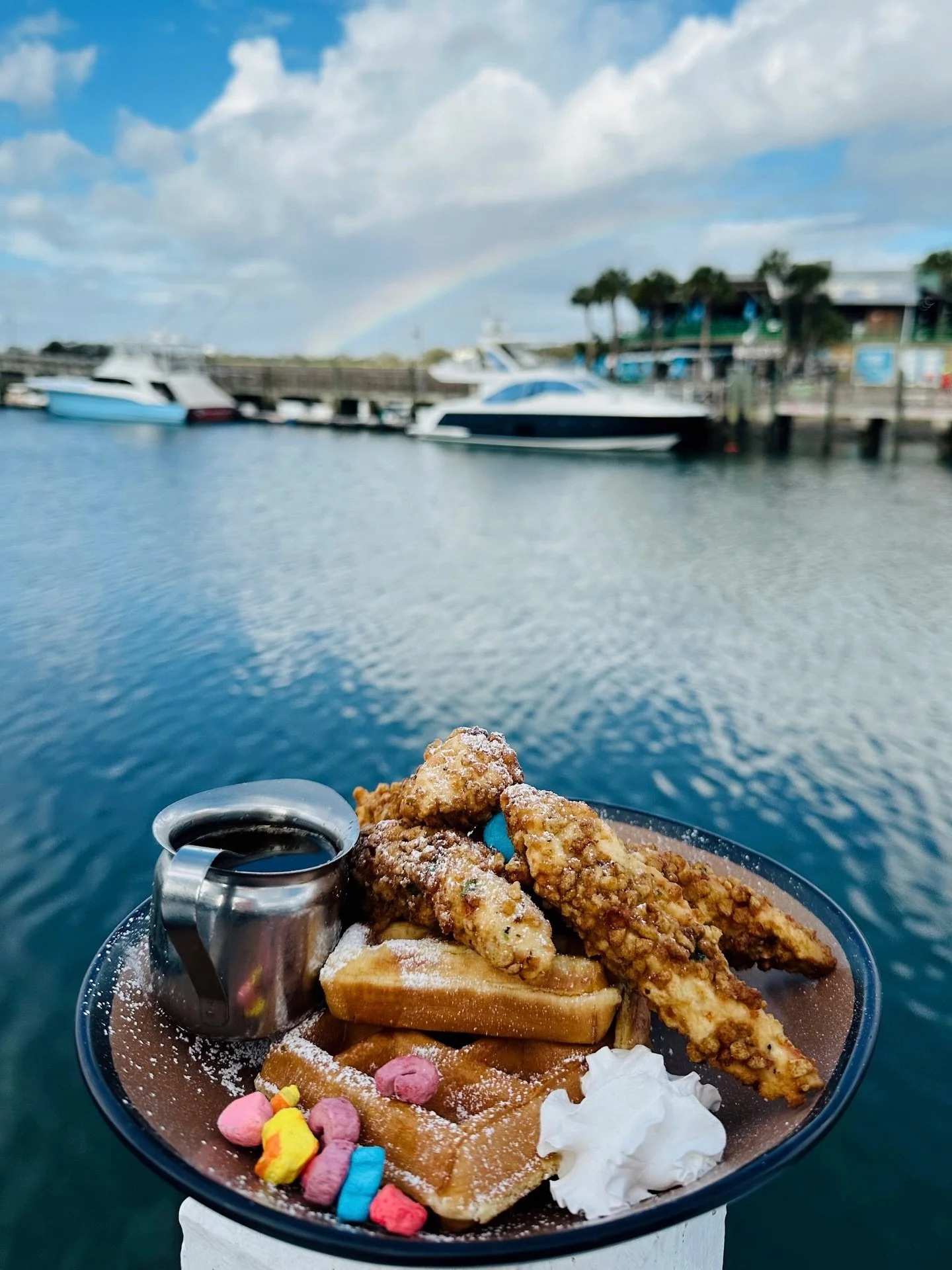 LUCKY CHARMS CHICKEN + WAFFLES 🍀🌈 It&rsquo;s a perfect Sunday at SWC&hellip; How lucky are we!?