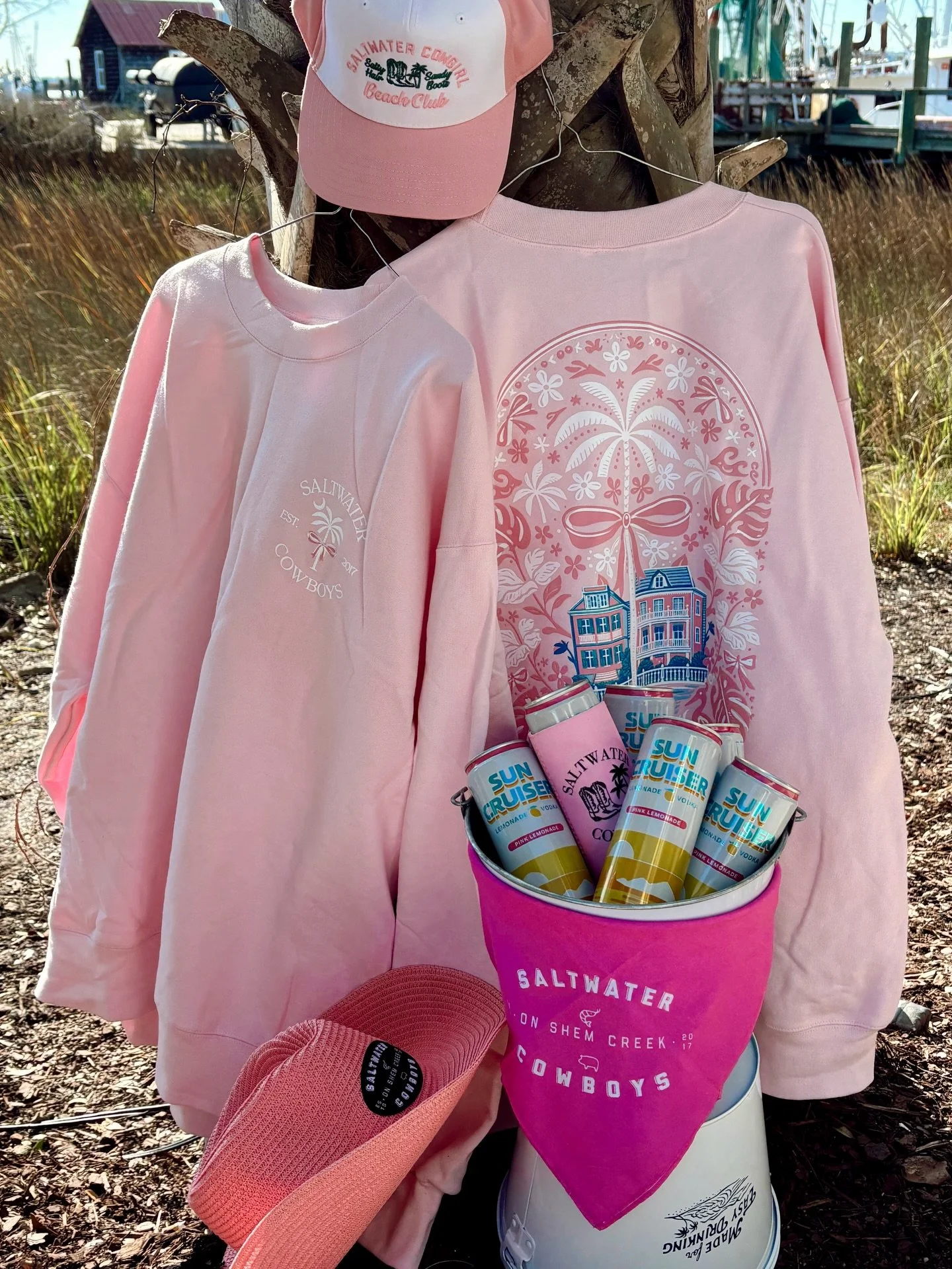 Hi Barbie. Hi Ken. Meet your new drink. 🫐🍋
🩷 𝗦𝗔𝗧𝗨𝗥𝗗𝗔𝗬 𝗠𝗔𝗥𝗖𝗛 𝟮𝟭 🩷
We&rsquo;ve teamed up with @drinksuncruiser to celebrate the launch of their new Blueberry Lemonade with a 𝗕𝗔𝗥𝗕𝗜𝗘 + 𝗞𝗘𝗡 𝗣𝗔𝗥𝗧𝗬!

𝗪𝗜𝗡 𝗔 $𝟱𝟬𝟬 𝗦𝗪𝗖