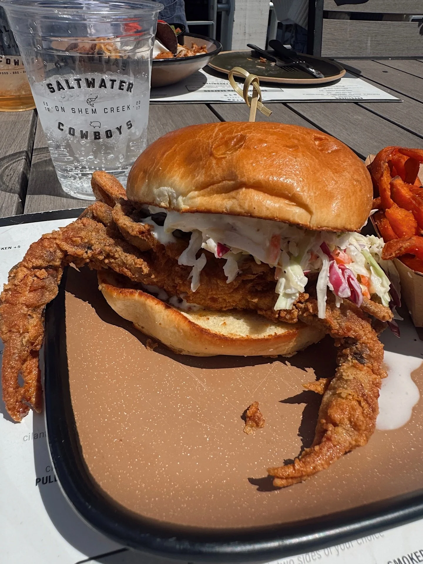 SOFTIE SEASON! 🦀🤤
Deep fried soft shell crab on a brioche bun with house coleslaw and lemon dill tartar&hellip; Name a better way to Friday.
