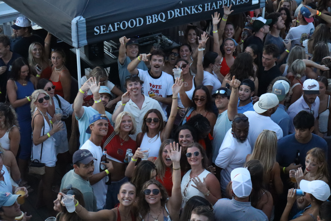 Crowd at Saltwater Cowboys on Shem Creek enjoying live music in Mount Pleasant