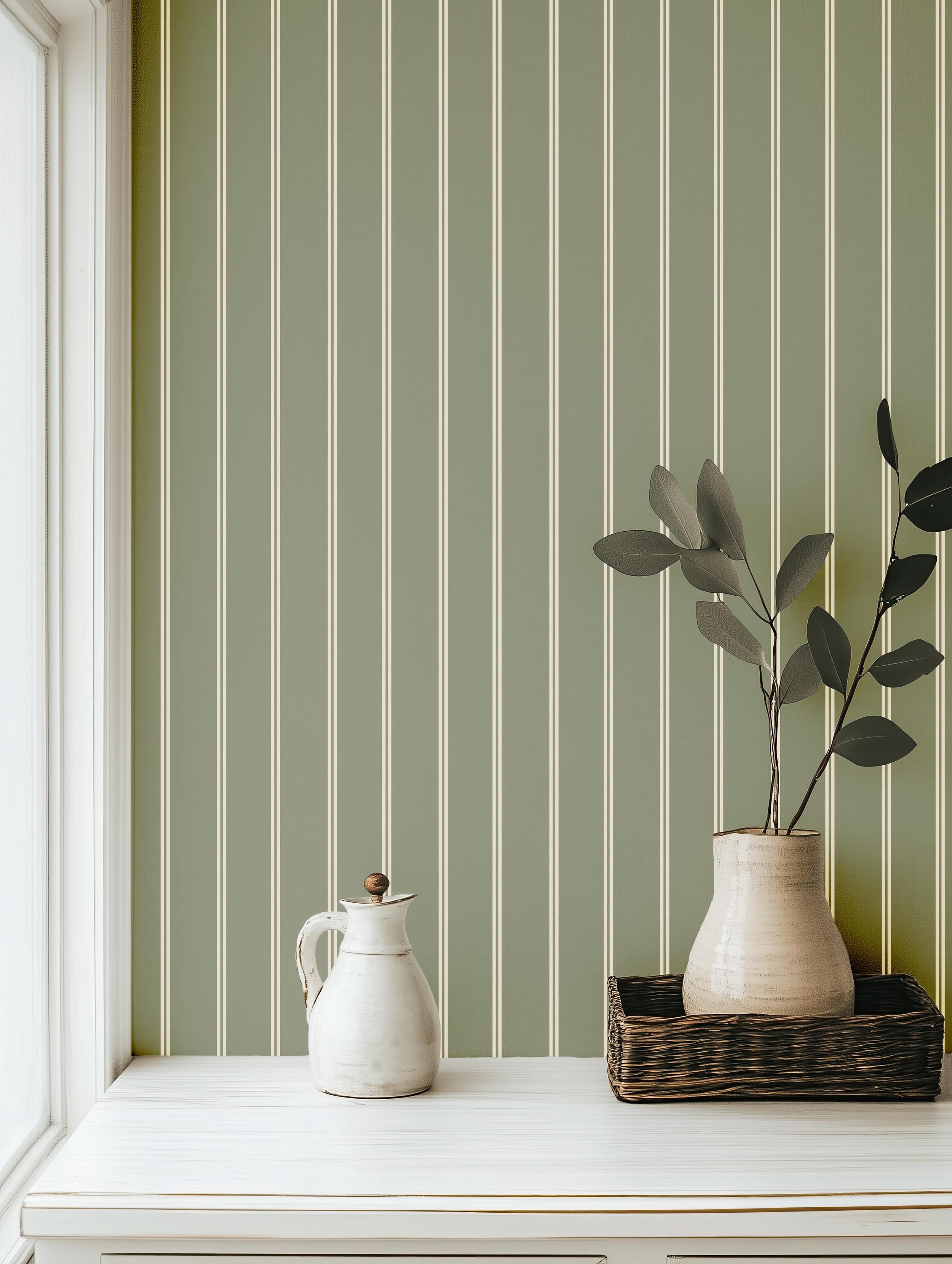 Have you heard? Stripes are always in style. Always. 

#stripesonstripes #tickingstripe #wallpaperinspo #dyeshappy
