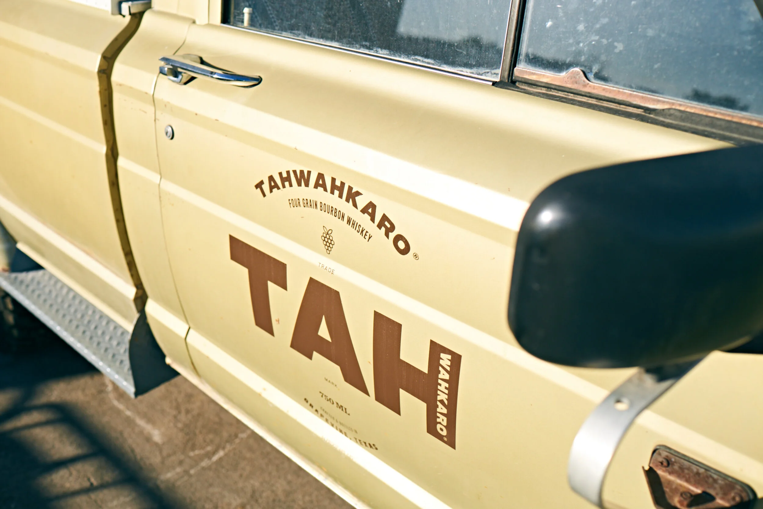 Tah_021.jpg