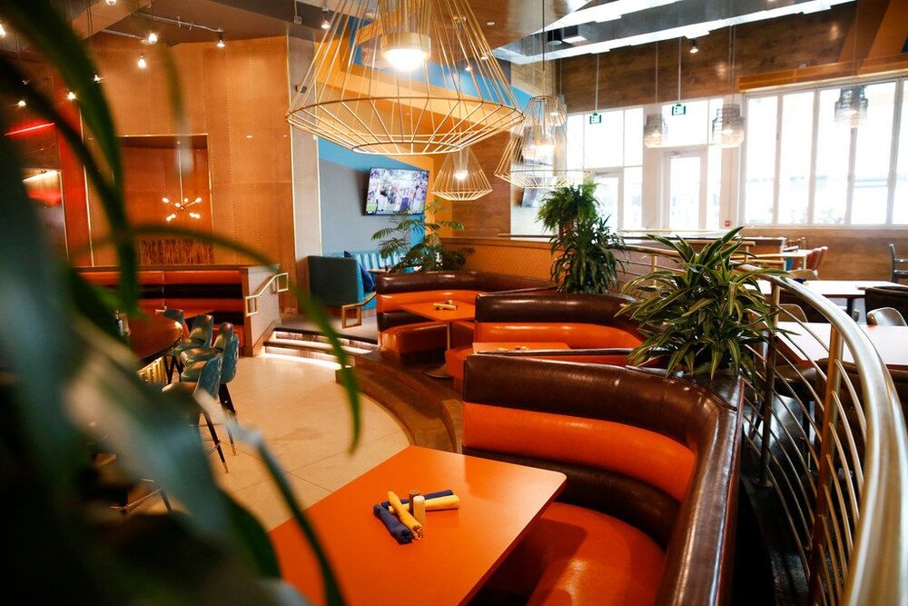 HeroDiningRoom.jpg