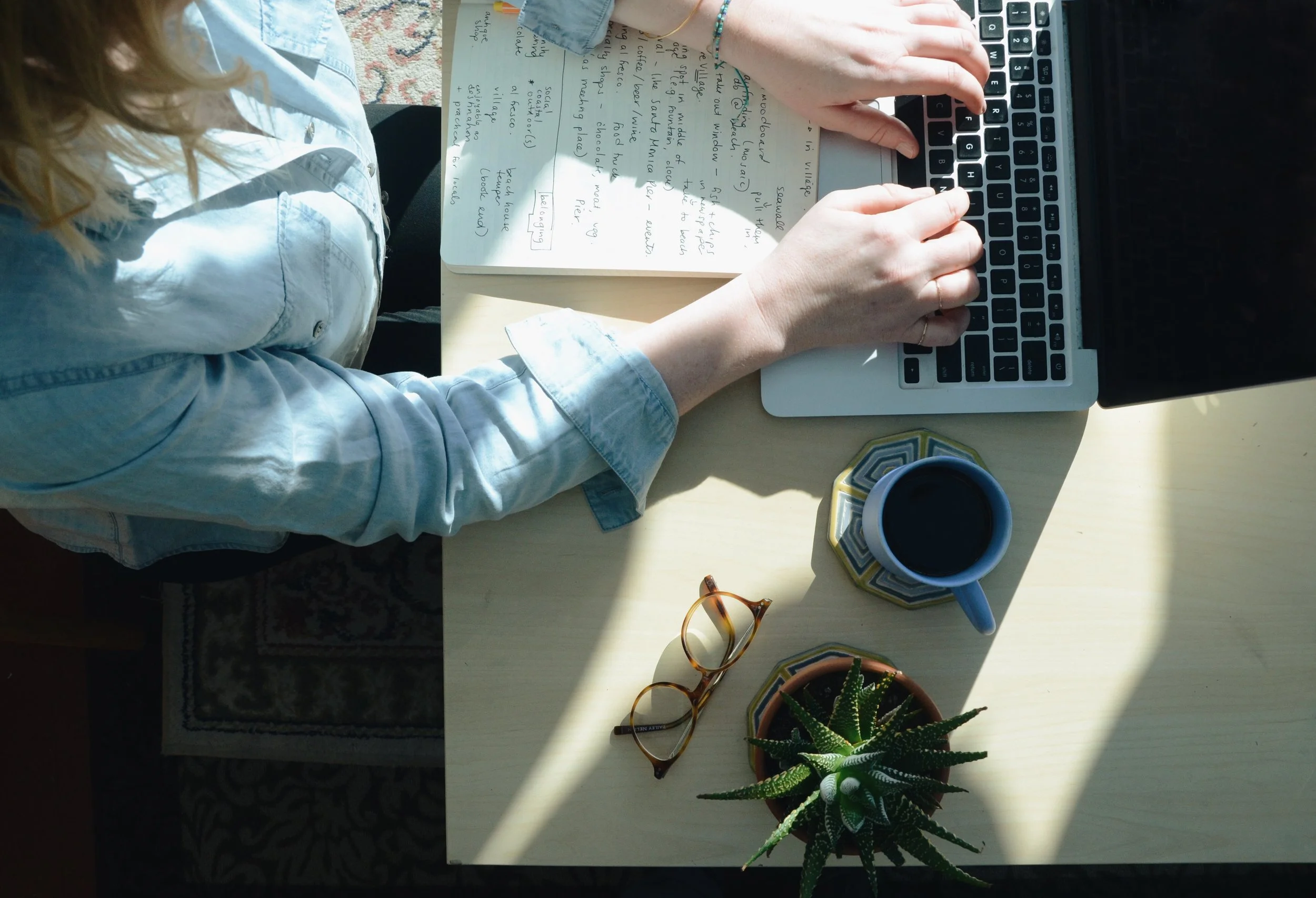  Chelsea Herman is a freelance writer based in Vancouver, I styled and photographed her for her personal website. 