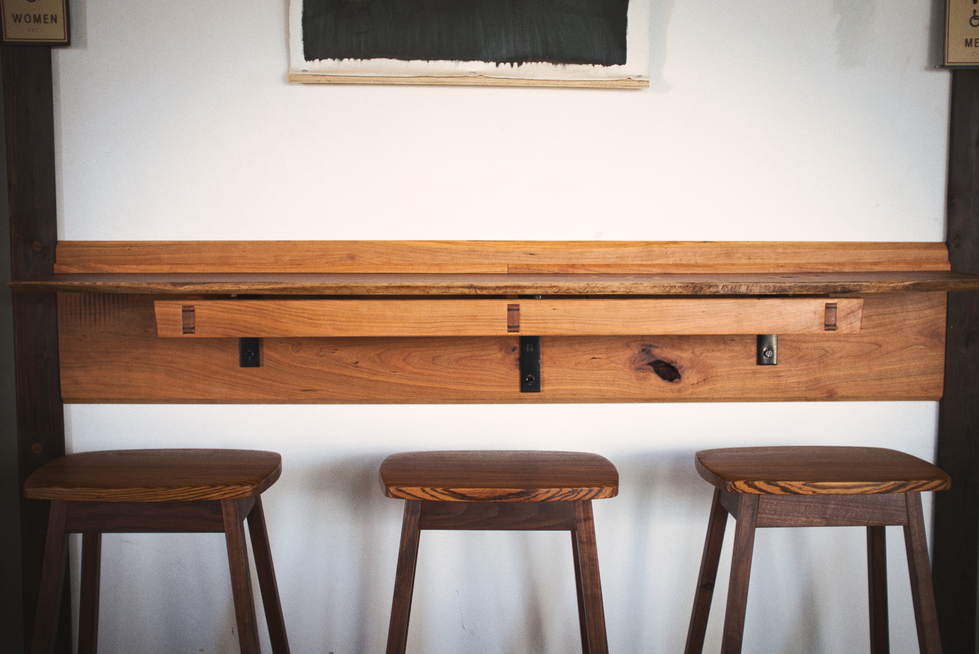  Top floats above the apron (front). A lot of the details on this countertop are decorative, designed to help lighten the look of a small room full of dark wood. 