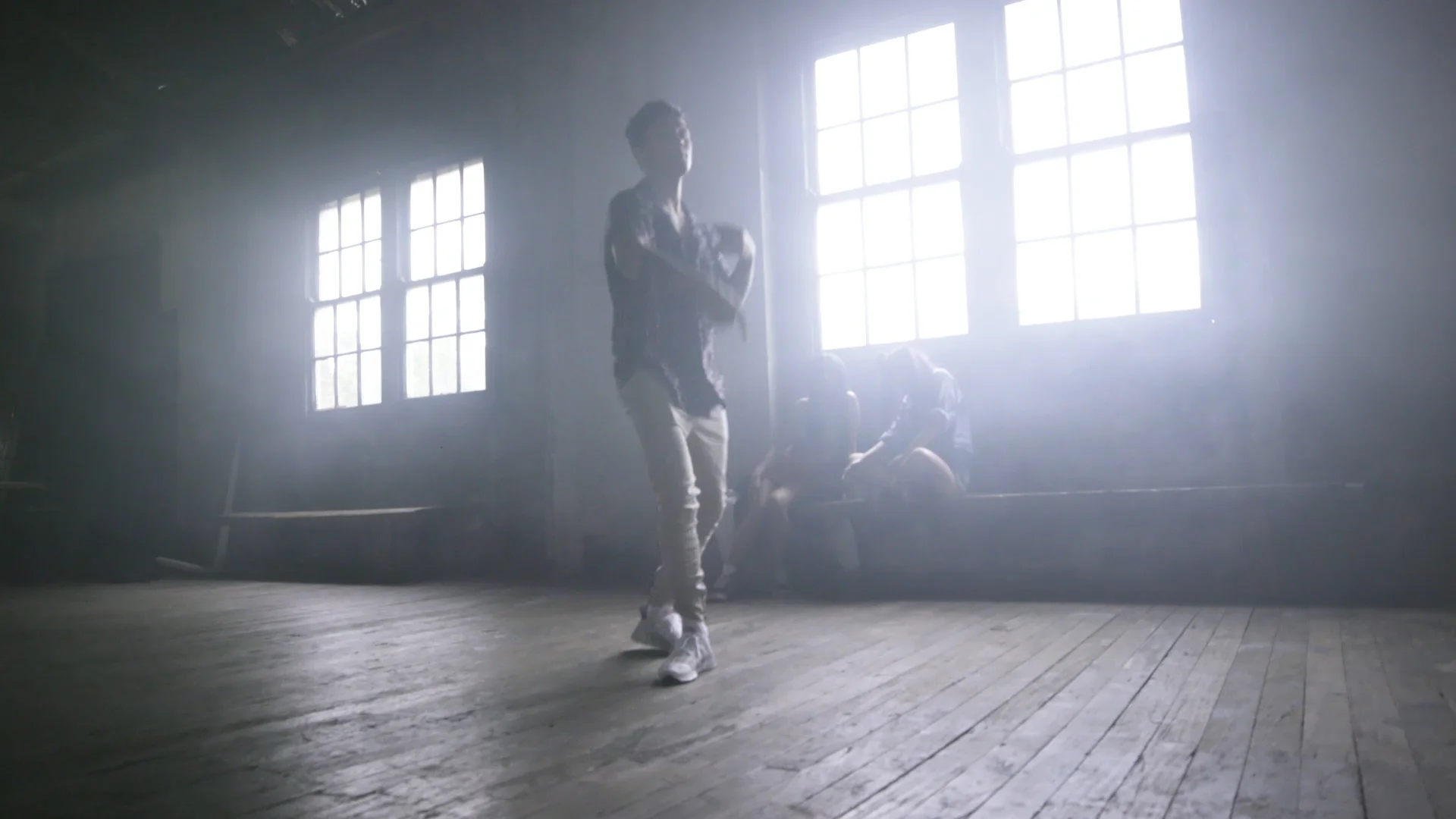 DAMI JESS TAI - MUSIC VIDEO_GU_V04240.jpg