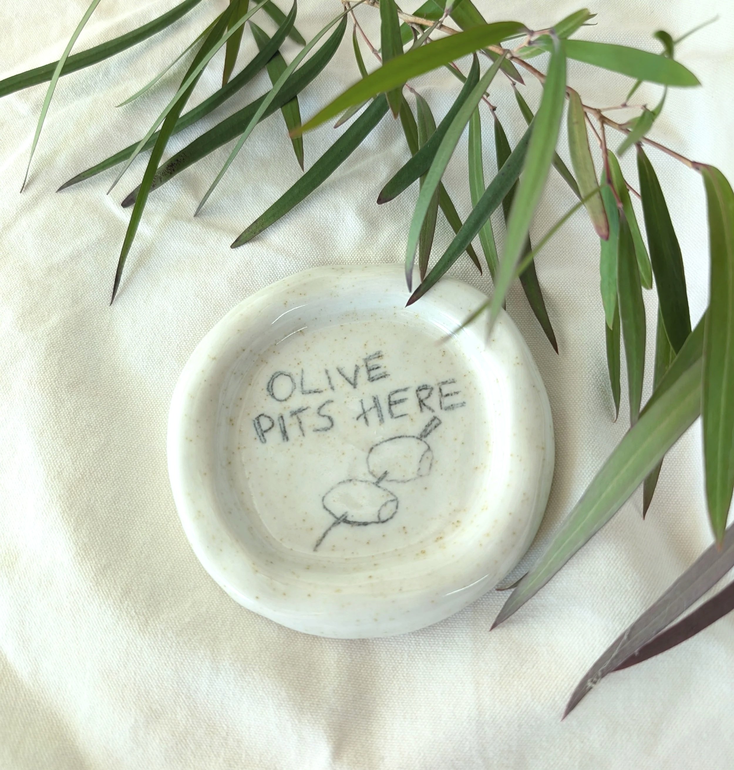 olive+pit+plate+1.jpg
