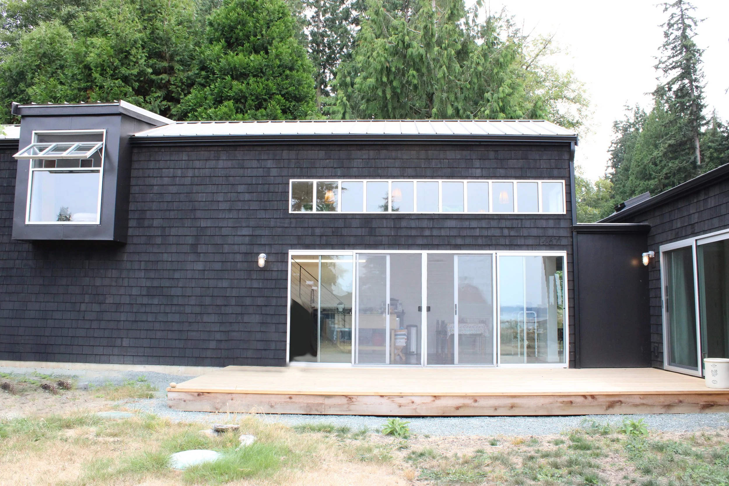 outdoor-living-space-clinton-wa-deck.jpg1.jpg
